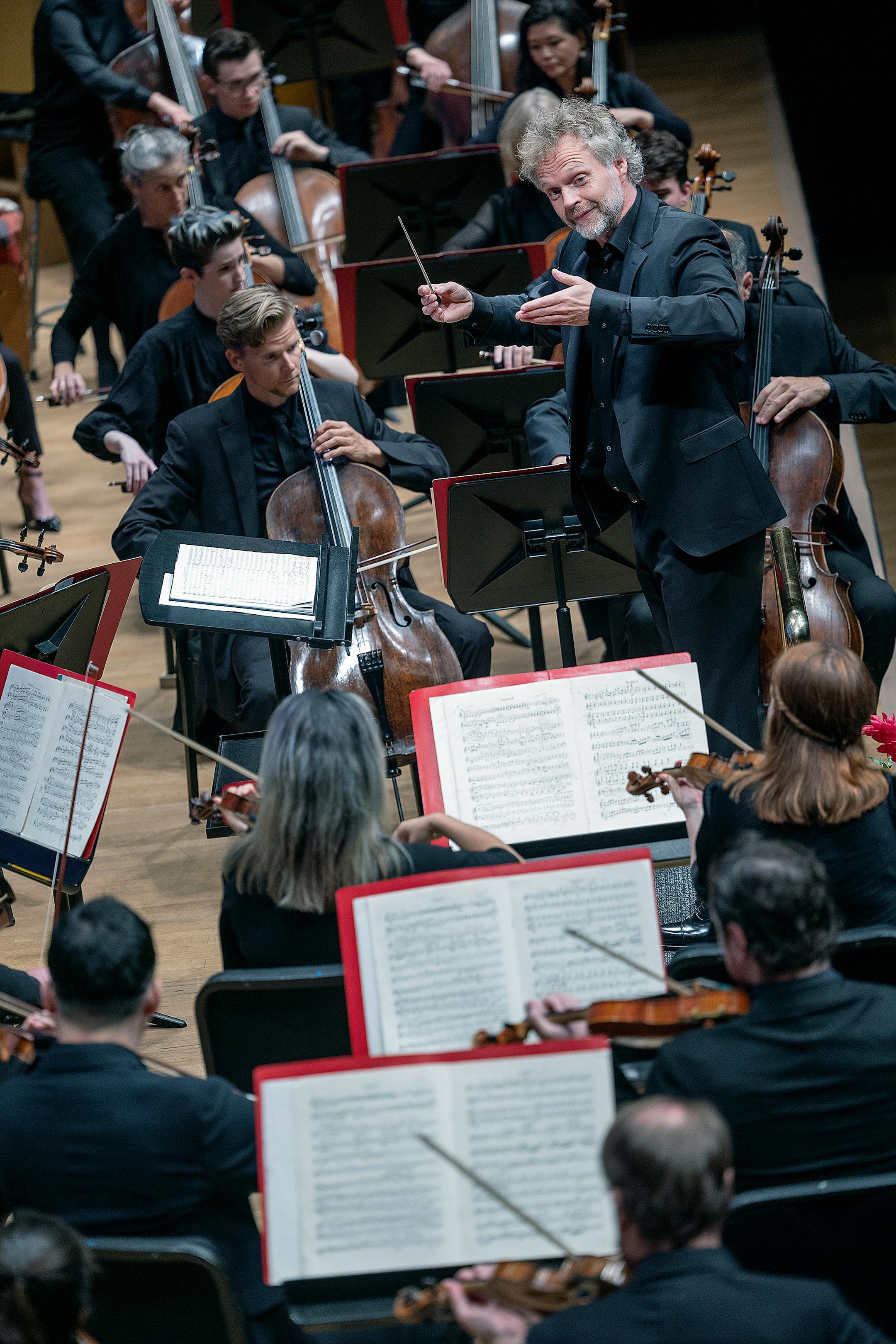 Thomas Søndergård leads the orchestra in their first piece during his first concert as music director of the Minnesota Orchestra.