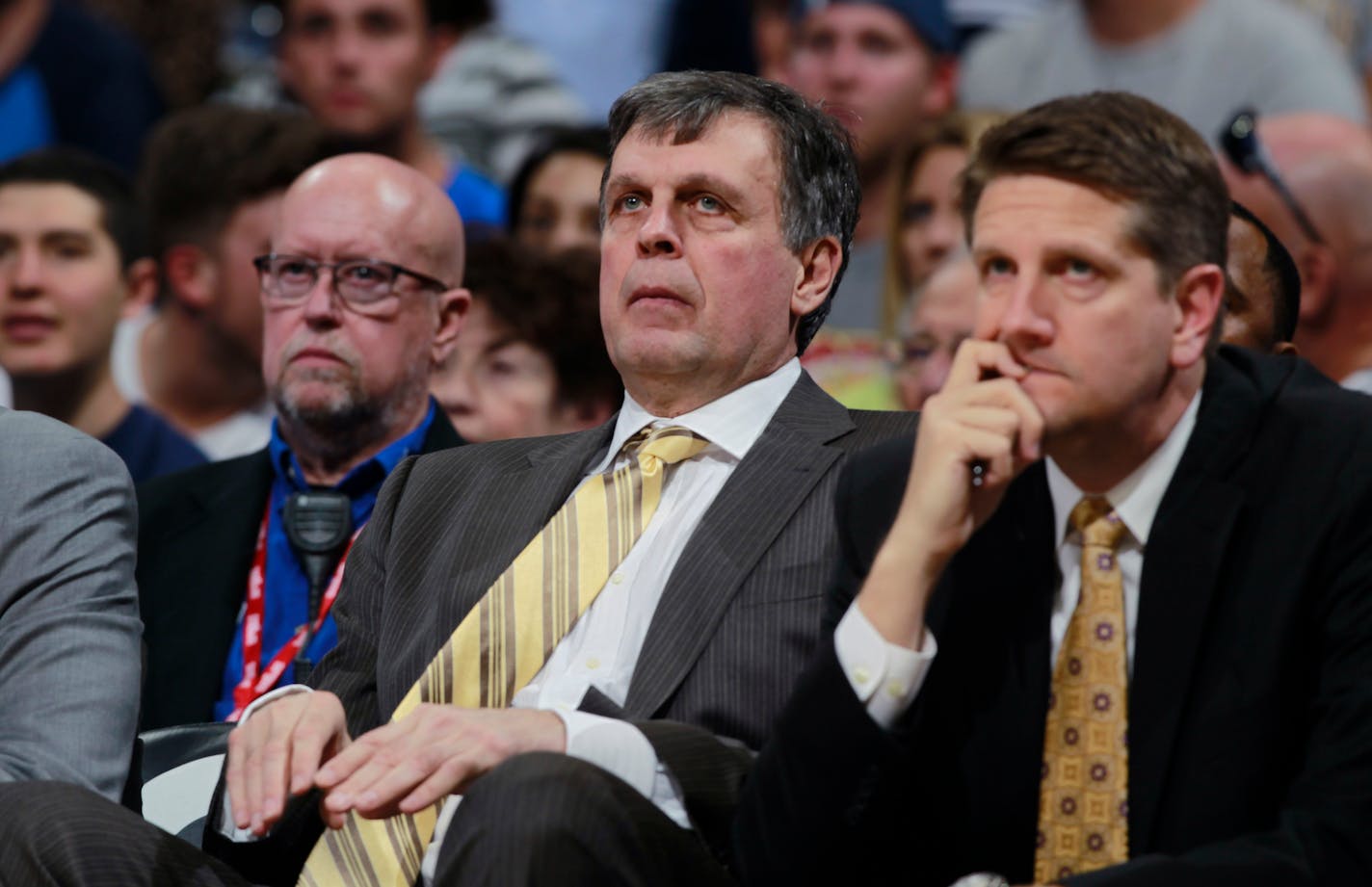 Houston Rockets head coach Kevin McHale, left, looks on with assistant coach Chris Finch while facing the Denver Nuggets in the first quarter of an NBA basketball game in Denver on Wednesday, April 9, 2014. (AP Photo/David Zalubowski) ORG XMIT: OTKDZ109