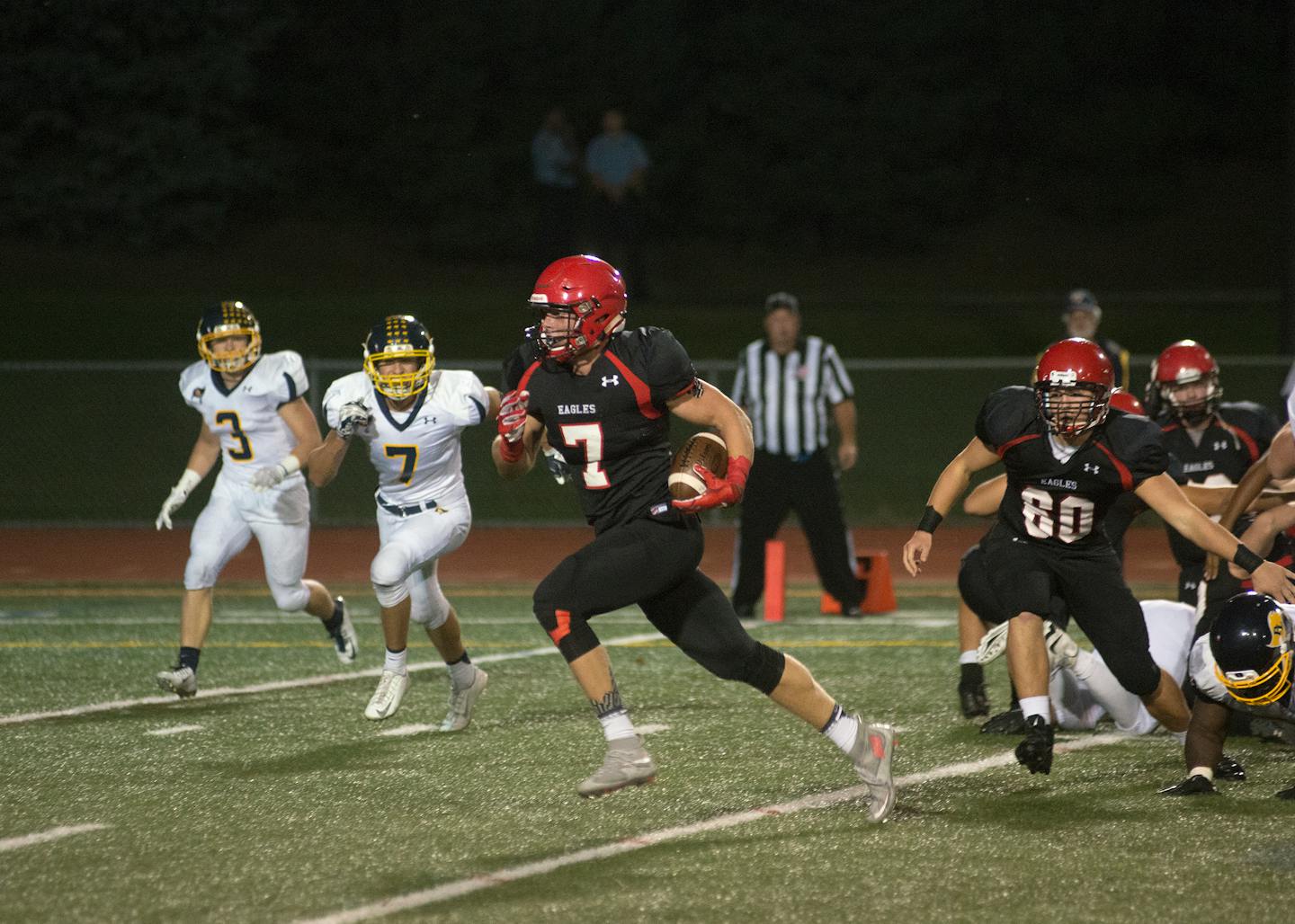 Eden Prairie's Carter Coughlin finds an open lane during the second quarter of Friday night's game at home against Prior Lake. ] (Matthew Hintz, 092515, Eden Prairie) ORG XMIT: MIN1509252225367599