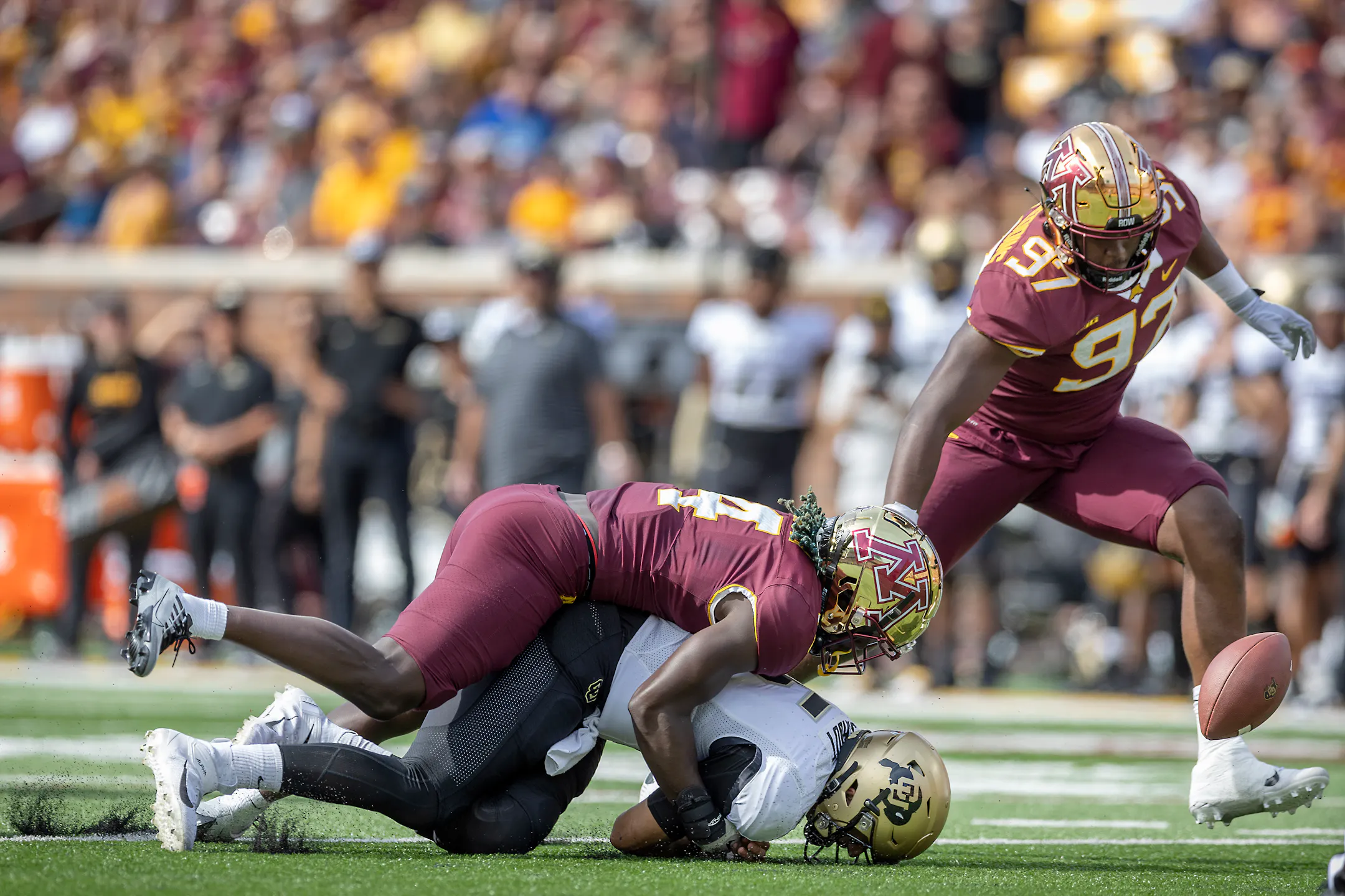 Autman Gophers steamroll Colorado 49-7 but lose receiver Chris Autman-Bell to ...