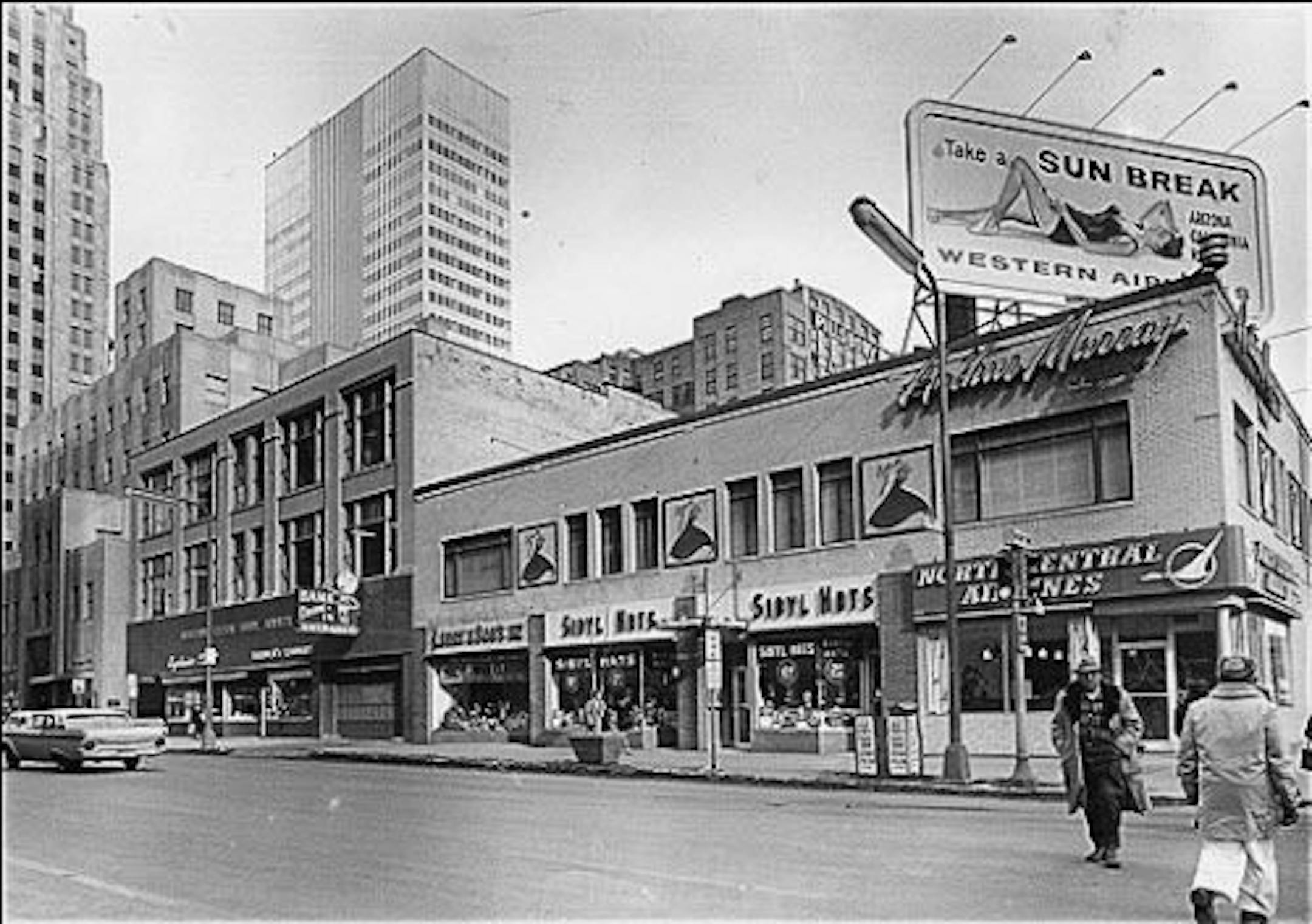 Marquette between 6th and 7th.
