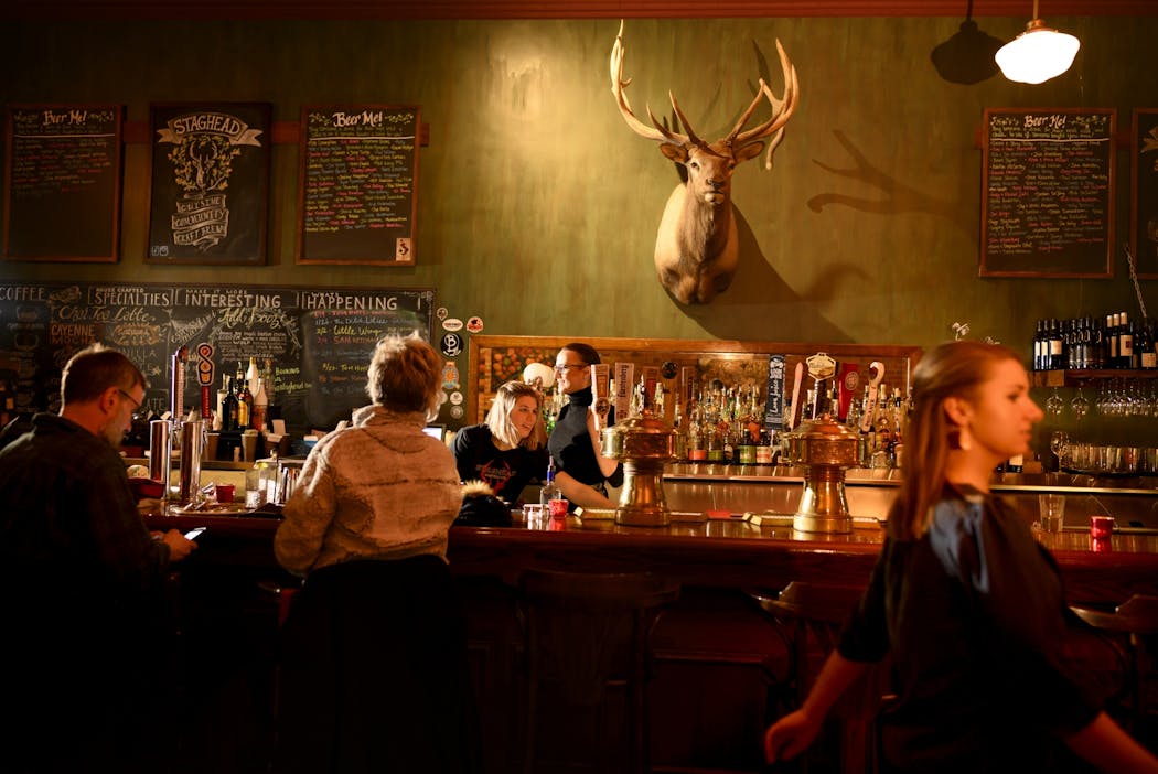 The bar at the Staghead during dinner hours in Red Wing.