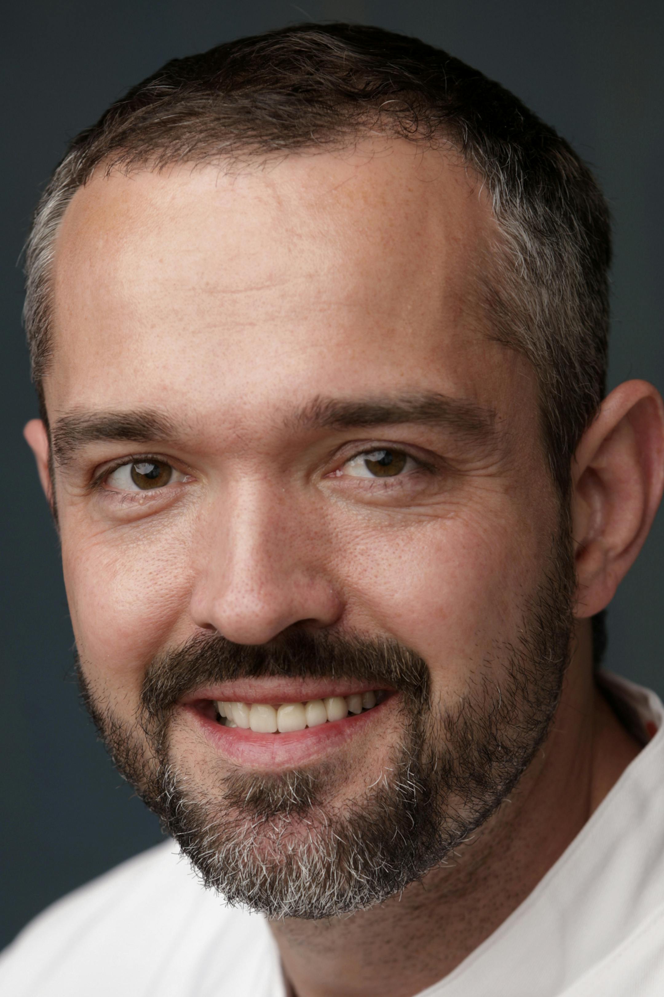 TOM WALLACE ¬• twallace@startribune.com Assignments #20017986A_ May 18, 2011_ SLUG: beard05xx_ 3 local chefs who won the James Beard award over the past 3 years._ IN THIS PHOTO:] Alex Roberts, Alma.