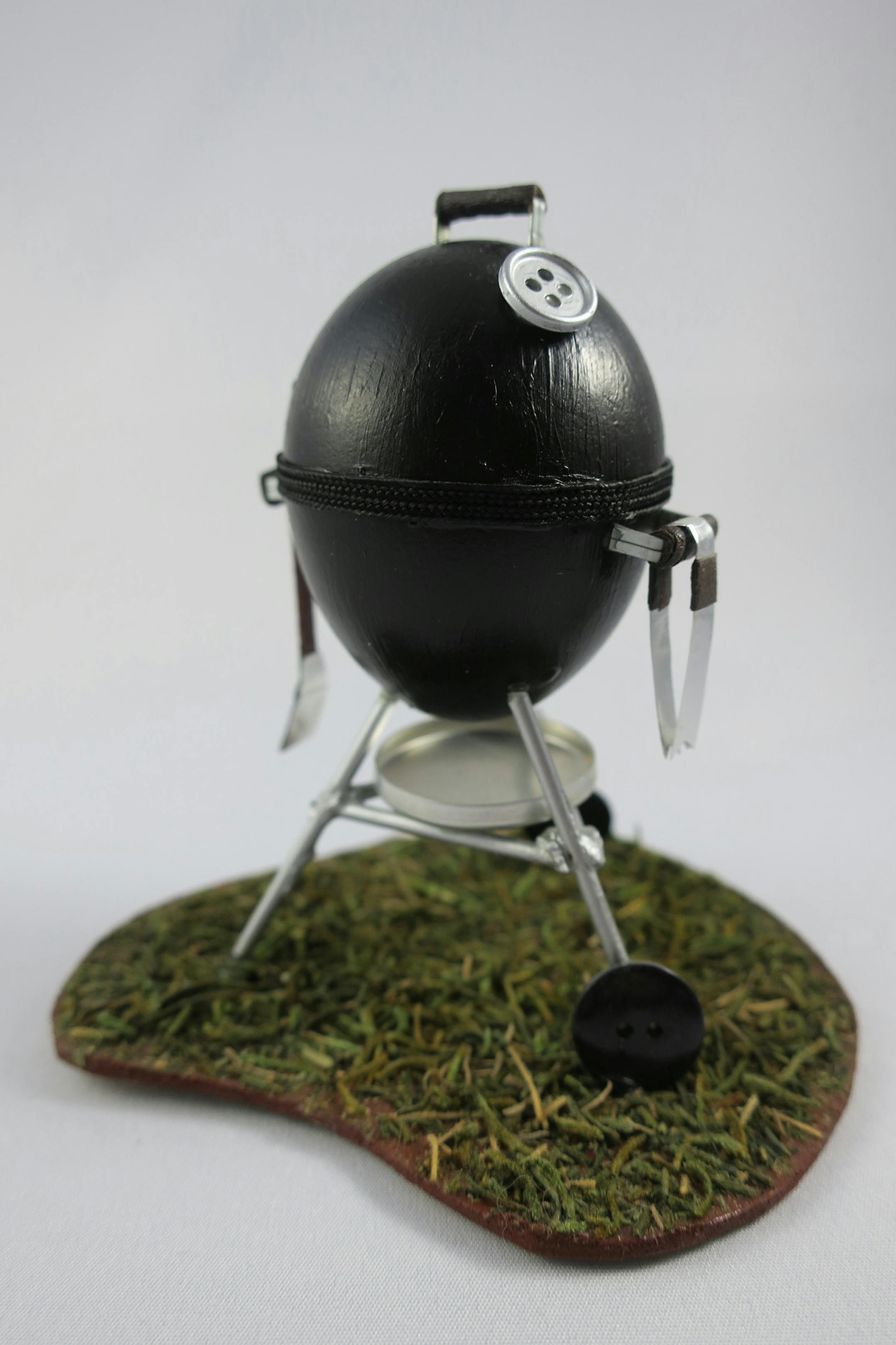 For many years, Colette Gandelot of Minneapolis created a special egg as a hostess gift for a dear friend who always hosted our Easter celebrations at her home. "She has since passed away," Colette said, "but the eggs remain as a testament to our friendship."