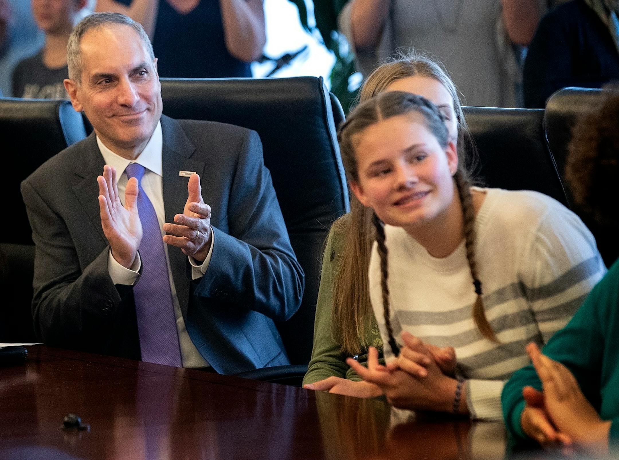 U.S. Bancorp CEO Andy Cecere applauded after a presentation of middle school students participating in the banks partnership with Technovation, a nonprofit that introduces girls to computer coding and application development.