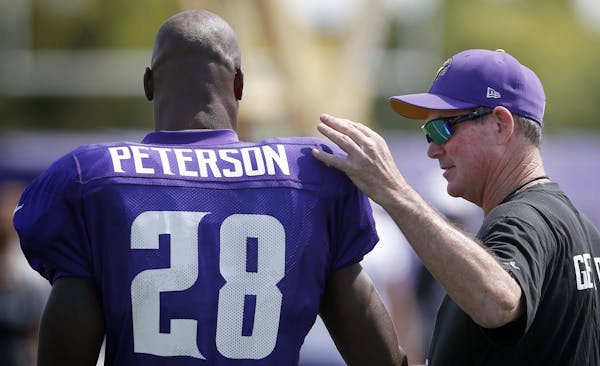Before Adrian Peterson suffered a thigh injury in Tuesday&#x2019;s practice, coach Mike Zimmer talked with his star running back.