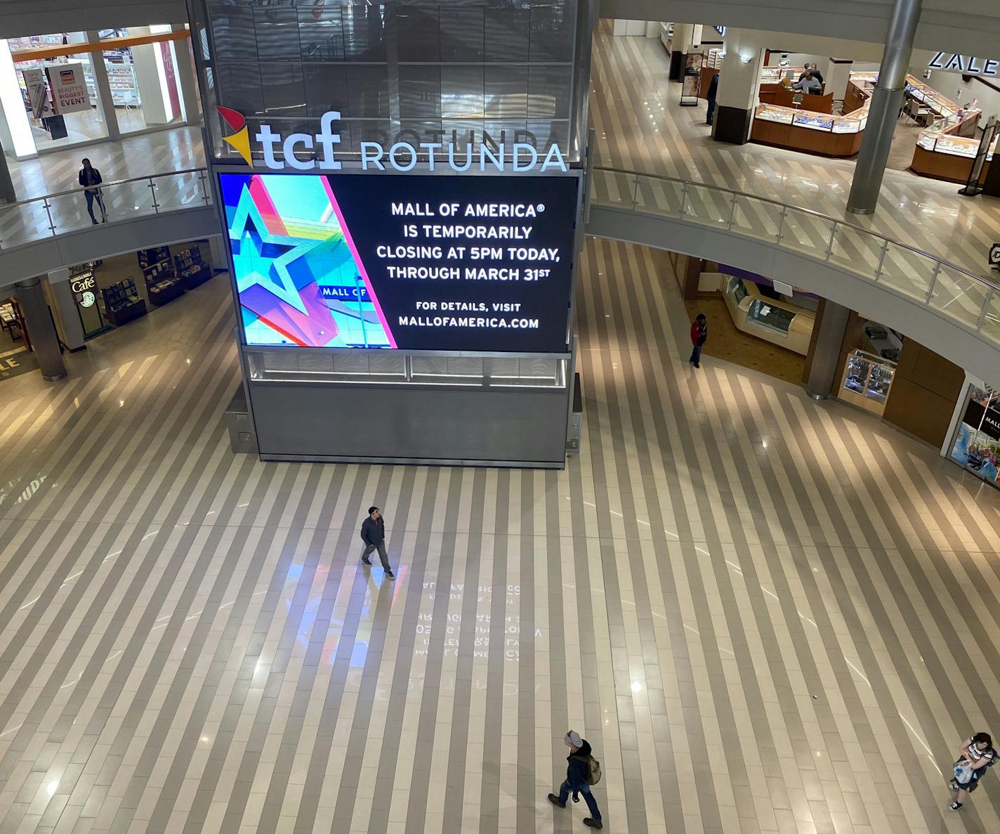 ***PLEASE CREDIT TO STAR TRIBUNE, DO NOT CREDIT PHOTOGRAPHER***The Mall of America announced it is closing temporarily Tuesday afternoon because of the Coronavirus outbreak and was seen Tuesday, March 17, 2020, in Bloomington, MN. ] Star Tribune photo Mall of America is closing temporarily because of the Coronavirus outbreak.