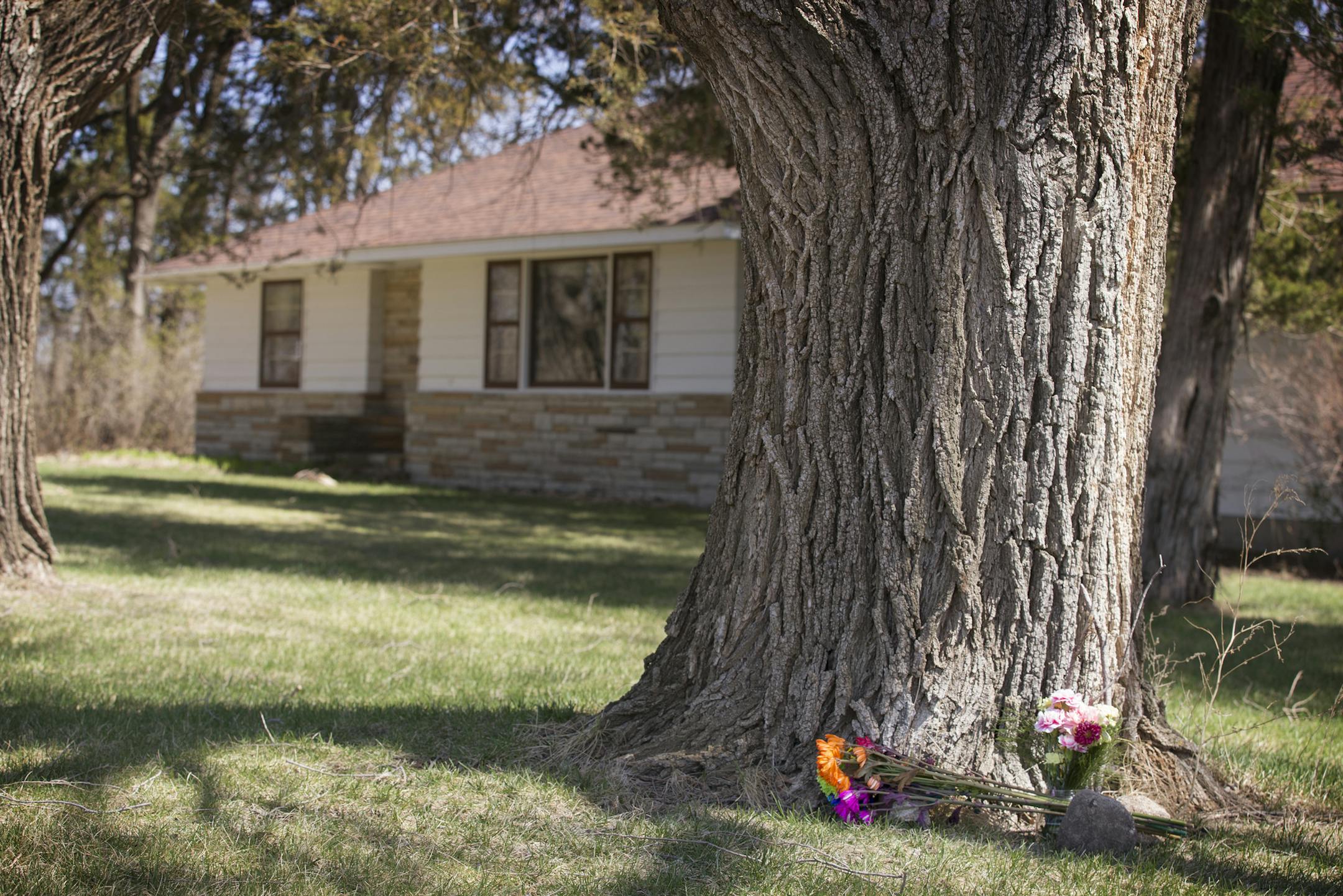 The rural Carver, Minn. home of 90-year-old Earl Olander is seen on Tuesday, April 14, 2015. Olander was found dead, his hands bound, in his home over the weekend. ] LEILA NAVIDI leila.navidi@startribune.com /