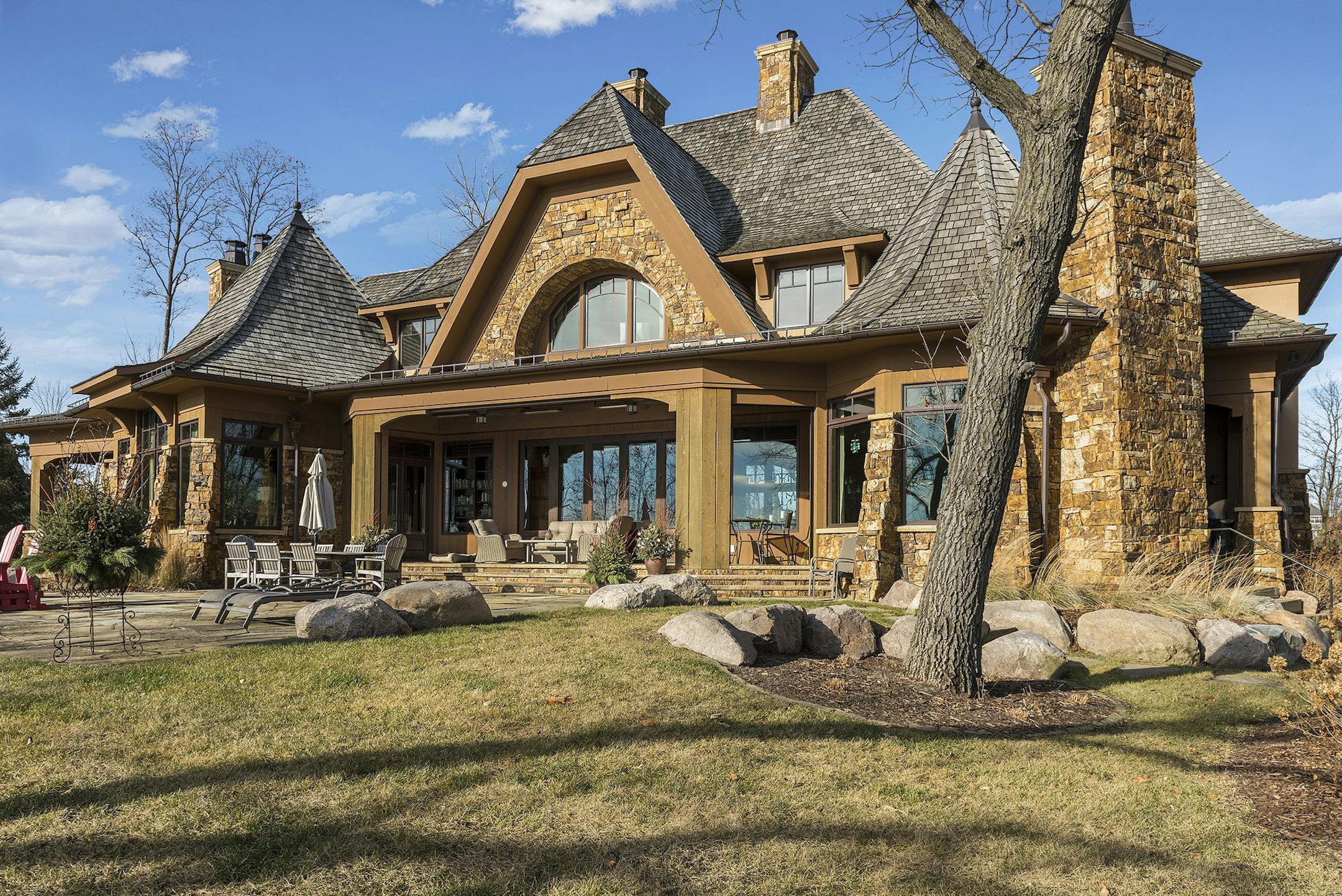 Home in Locust Hills