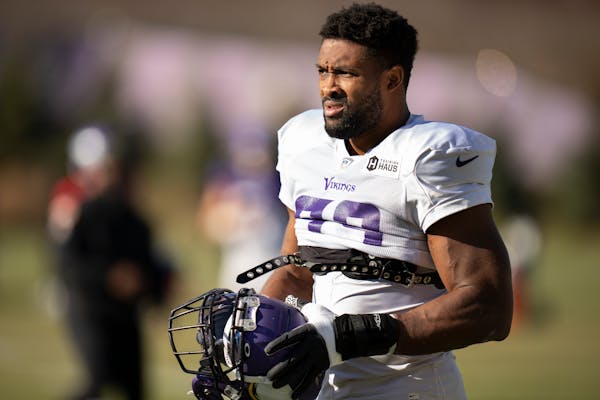 Danielle Hunter is unhappy with his contract.