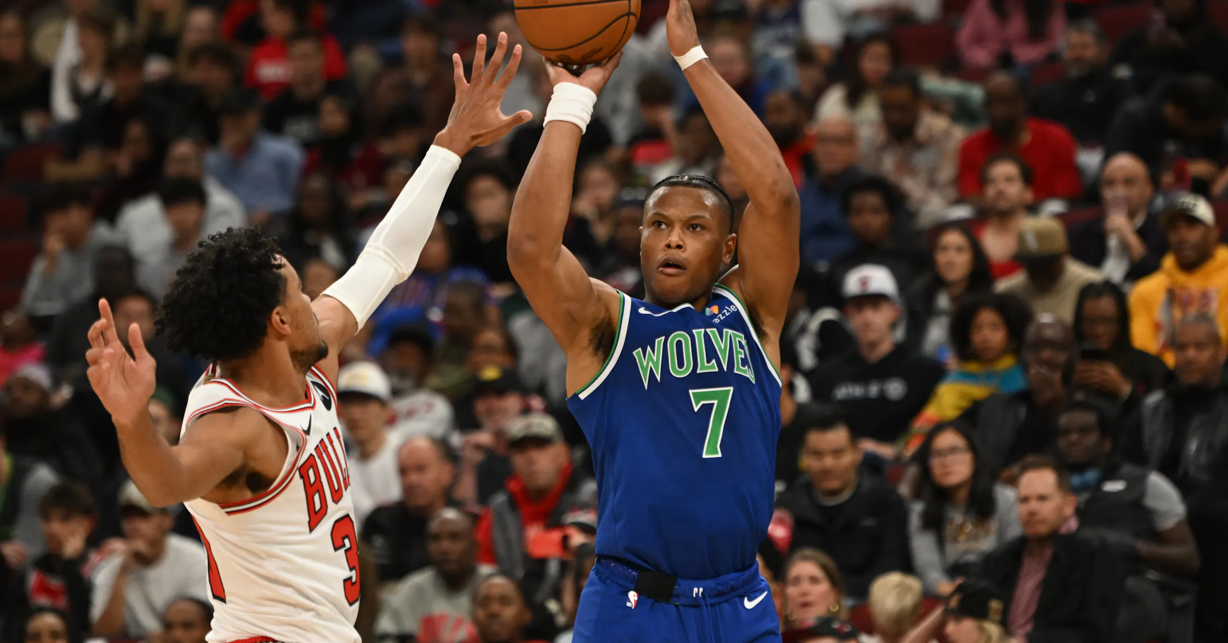 Min Wolves Logo MN Timberwolves vs Bulls score: Anthony Edwards, LaMelo Ball, roster