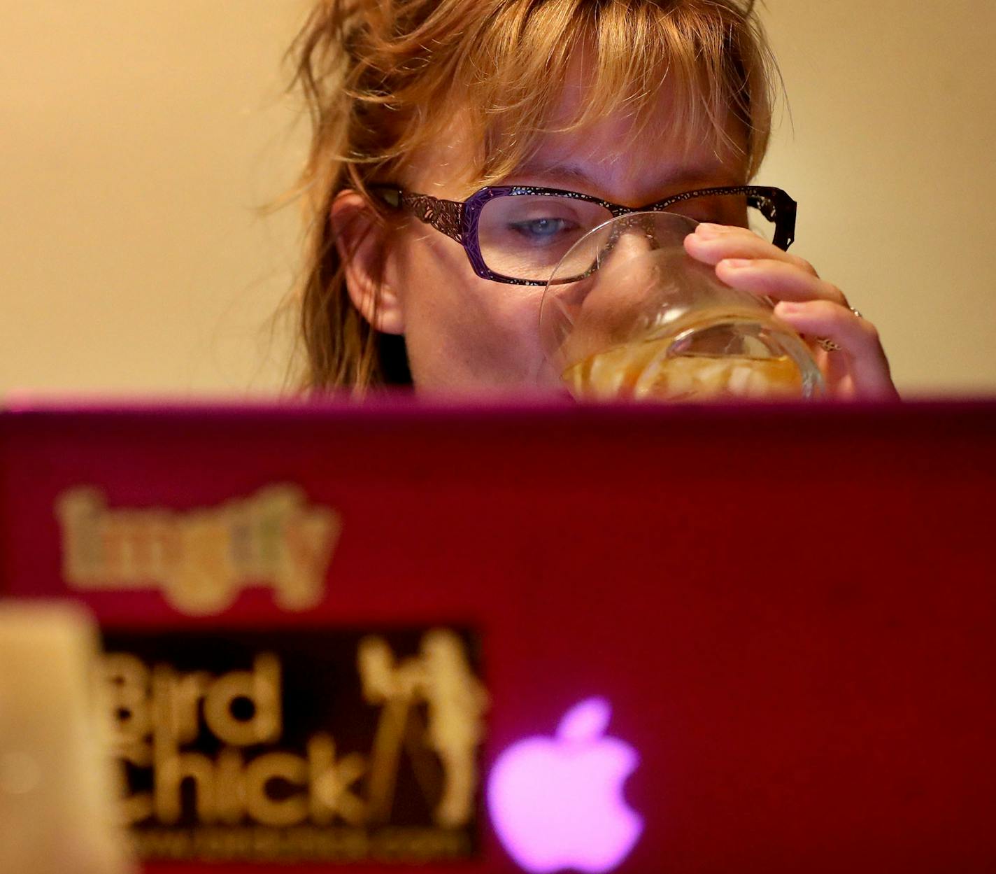 Passionate birder Sharon Stiteler, nicknamed &#xec;Bird Chick,&#xee;, and her non-birding husband Bill Stiteler, nicknamed "non-birding Bill," have a humorous podcast about birding that they produce in their Minneapolis apartment. During the lighthearted podcast, they always drink whiskey. Here, Sharon was seen sipping whiskey while doing a podcast with her husband Bill from their home Friday, Aug. 12, 2016, in Minneapolis, MN.](DAVID JOLES/STARTRIBUNE)djoles@startribune There's a new wave of DI