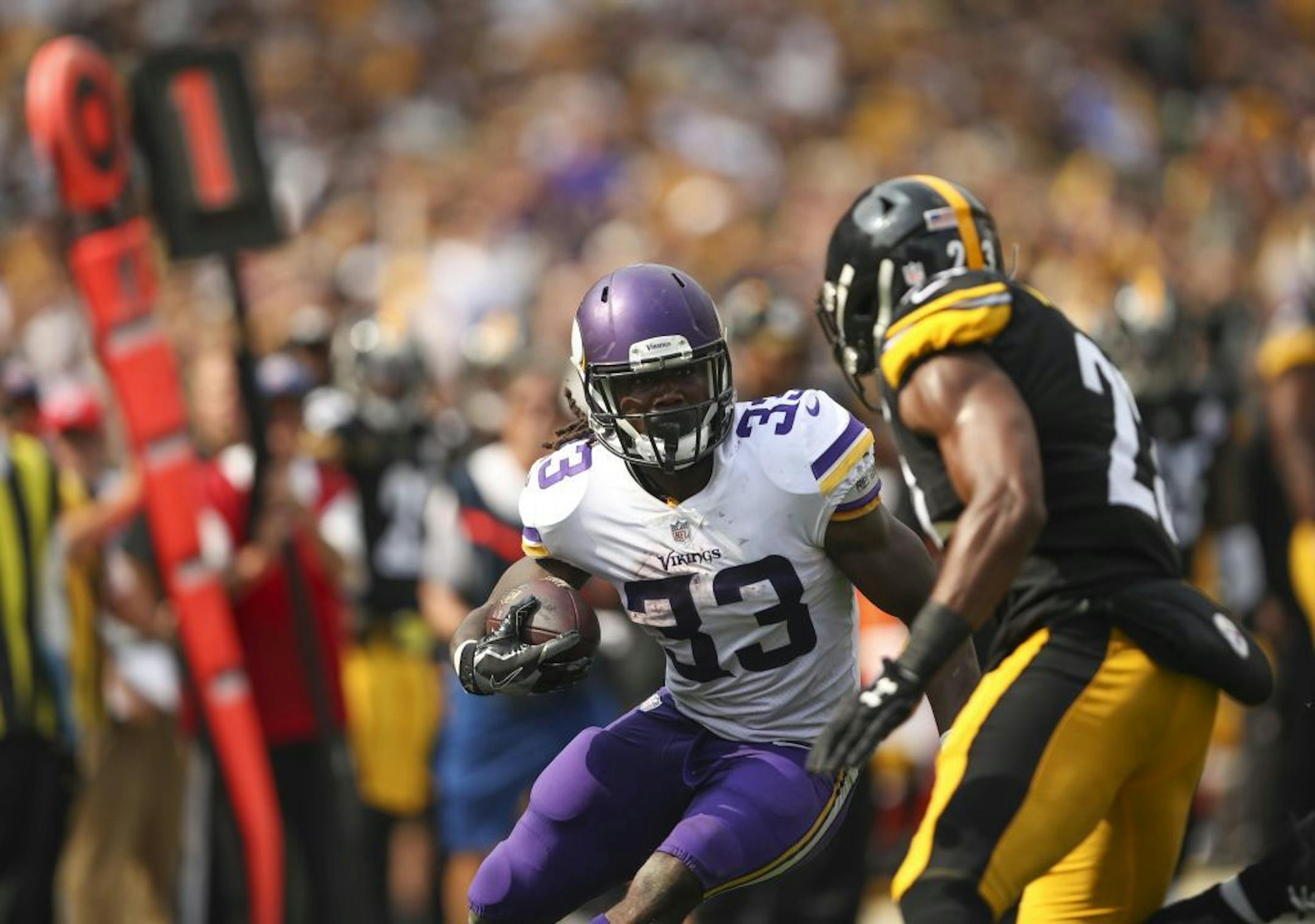 Minnesota Vikings running back Dalvin Cook nearly scored on a 26 yard run in the third quarter. A replay decision said he was just short of the goal line. The Vikings scored on the next play.