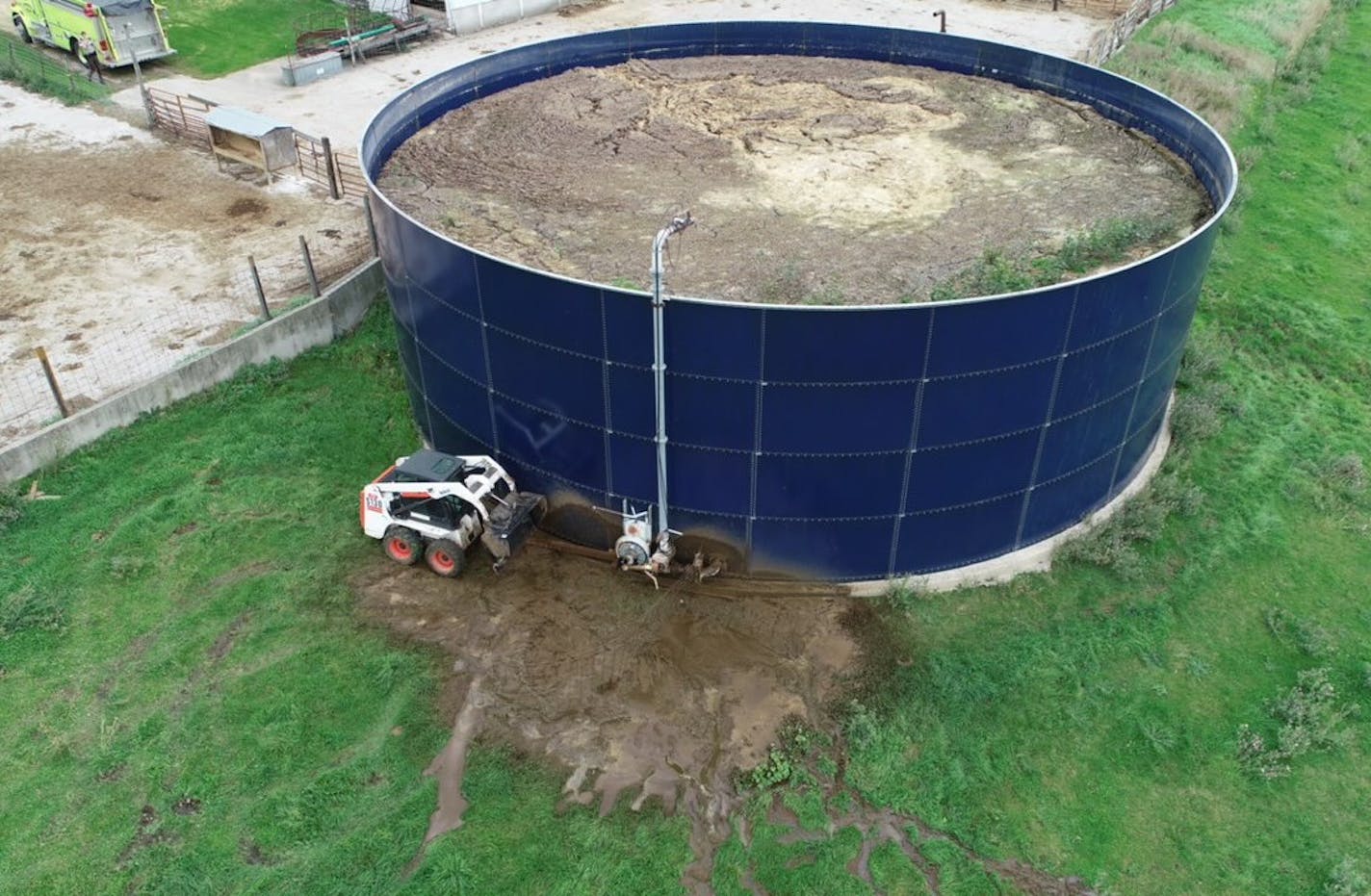 A leaking holding tank spilled an estimated 20,000 gallons of liquid manure Tuesday on a Stearns County dairy farm.