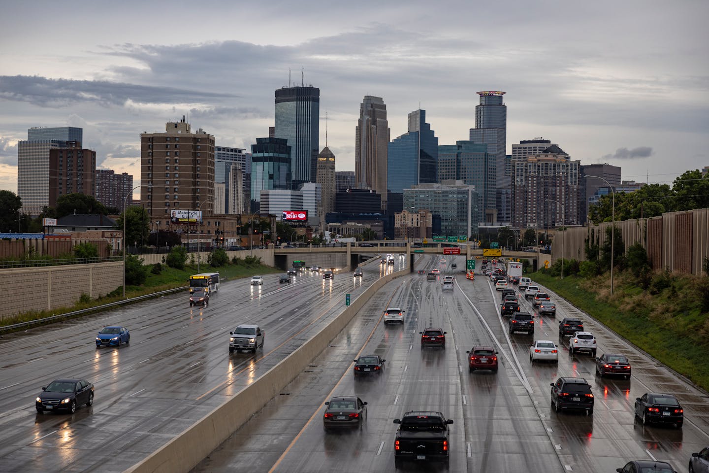 MnDOT Report: Violators make up 40% of traffic in E-ZPass lanes