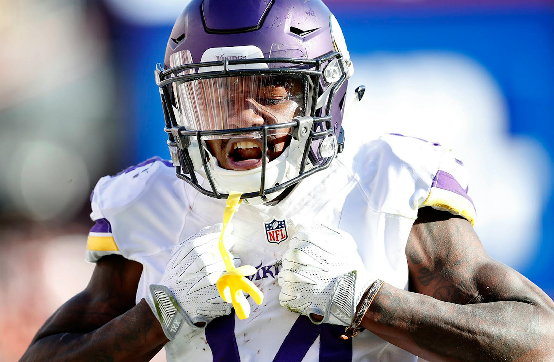 Stefon Diggs reacted after catching a pass for a first down in the second quarter.