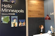 At its first branch in Minneapolis, located on Washington Avenue next to the U of M, Chase Bank has restaurant-style booths for bankers to help custom