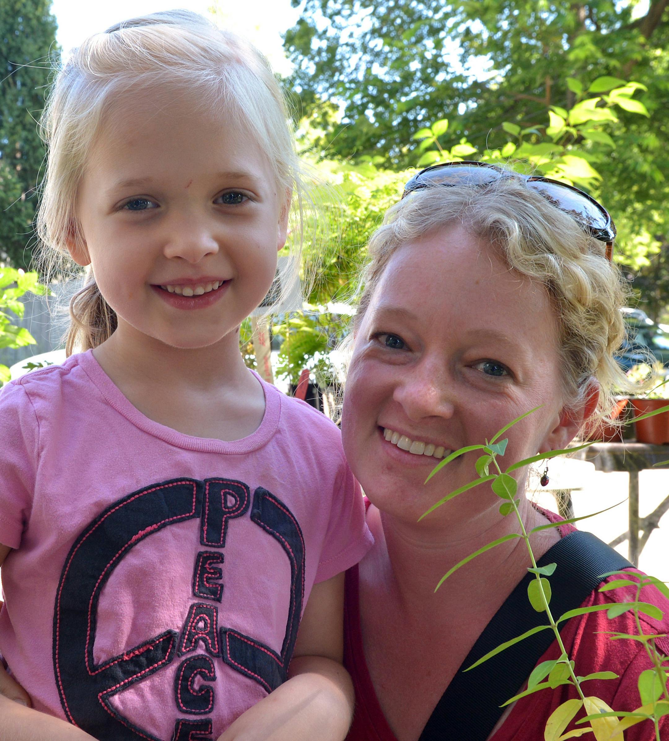 Hallie Utrup and mom, Jill. ] (SPECIAL TO THE STAR TRIBUNE/BRE McGEE) **Hallie Utrup (left, 6), Jill Utrup (right)