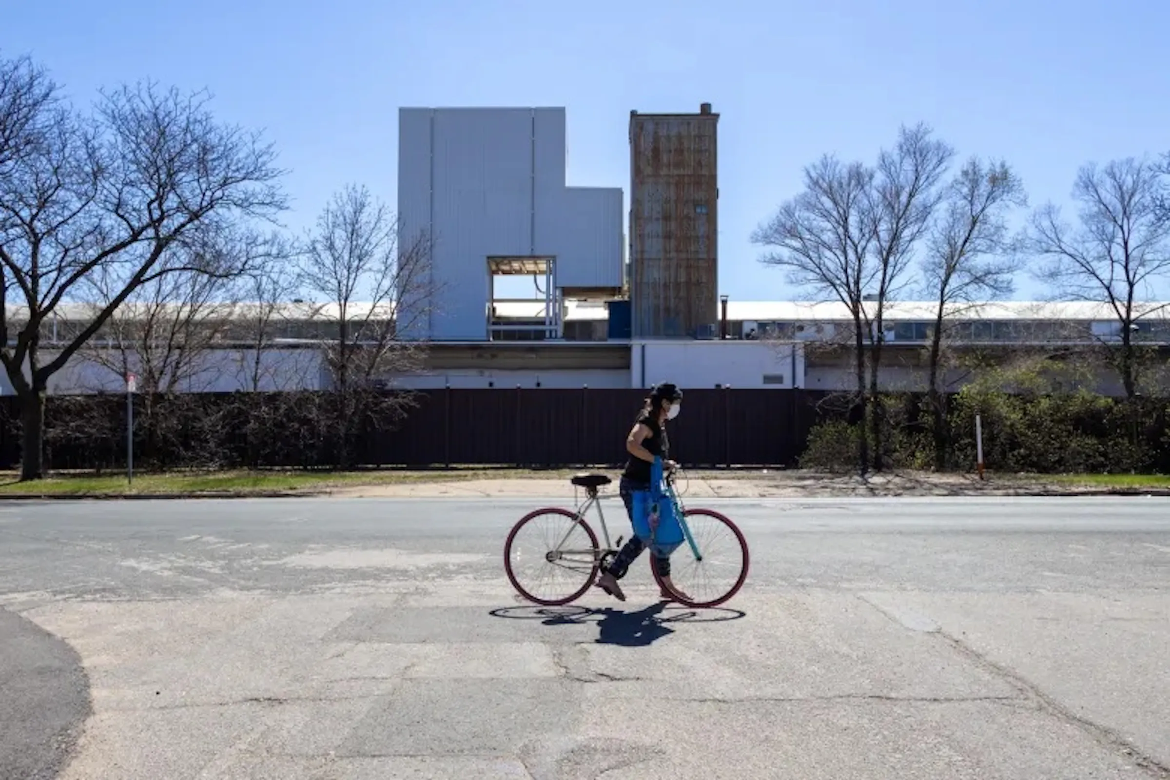 North Minneapolis residents file class-action lawsuit against shingle factory