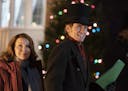 Elizabeth Perkins and Denis Leary in the holiday-themed comedy"The Moody." Cr: Jonathan Wenk/FOX.