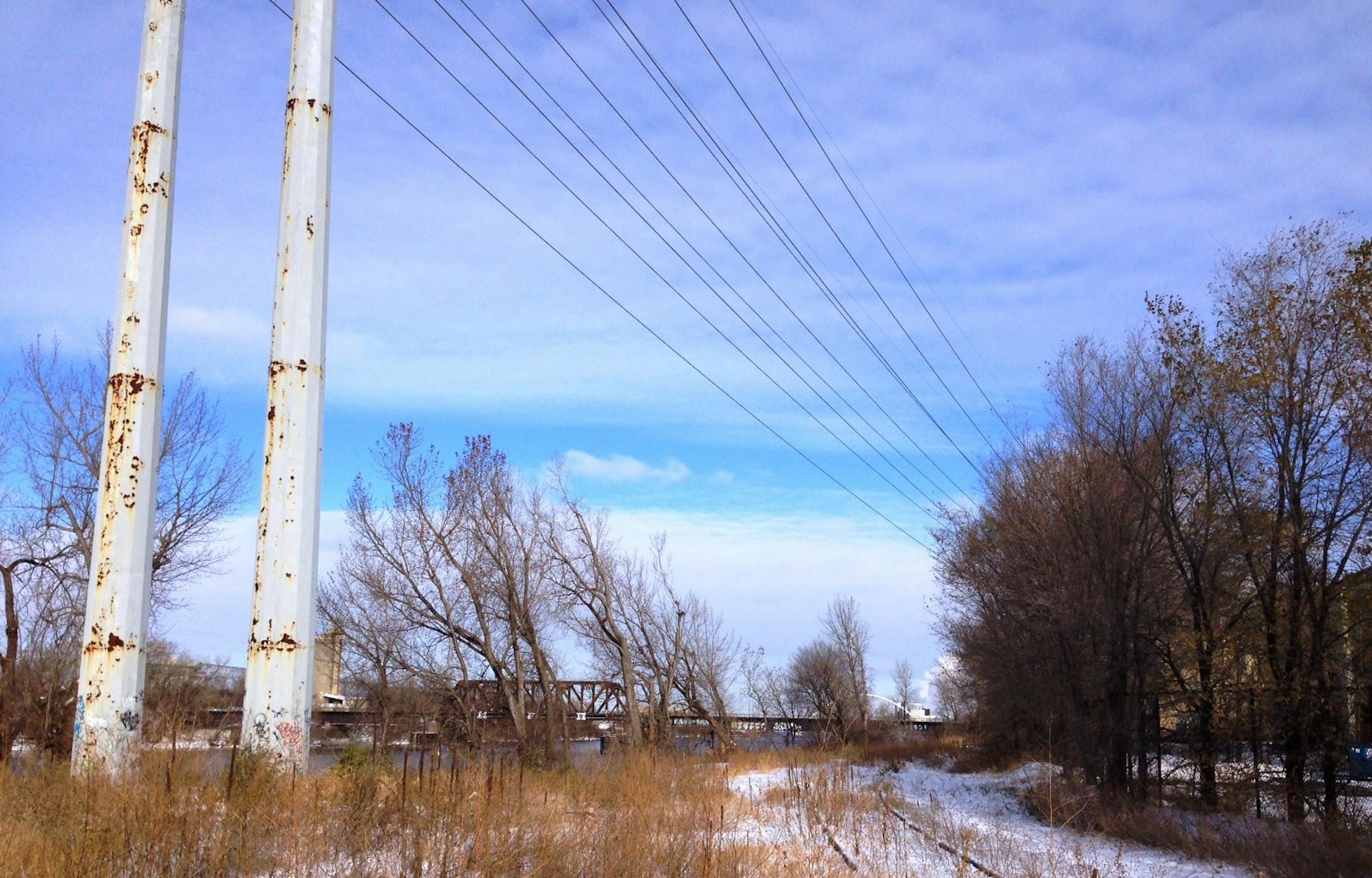 Minneapolis wants $14,090 for this NE. Water Street parcel, but the Minneapolis Park and Recreation Board, which is planning a trail there, says it should be free.