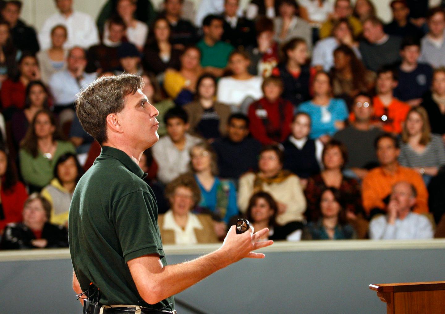 ** FILE ** Randy Pausch, a former University of Virginia professor, gives his final lecture on Time Management to a packed house at Old Cabell Hall Auditorium on the Charlottesville, Va., campus on Tuesday, Nov. 27, 2007 in Charlottesville, Va. Pausch, a Carnegie Mellon University computer scientist whose "last lecture" about facing terminal cancer became an international sensation and a best-selling book, died Friday, July 25, 2008. He was 47. (AP Photo/Daily Progress, Kaylin Bowers)