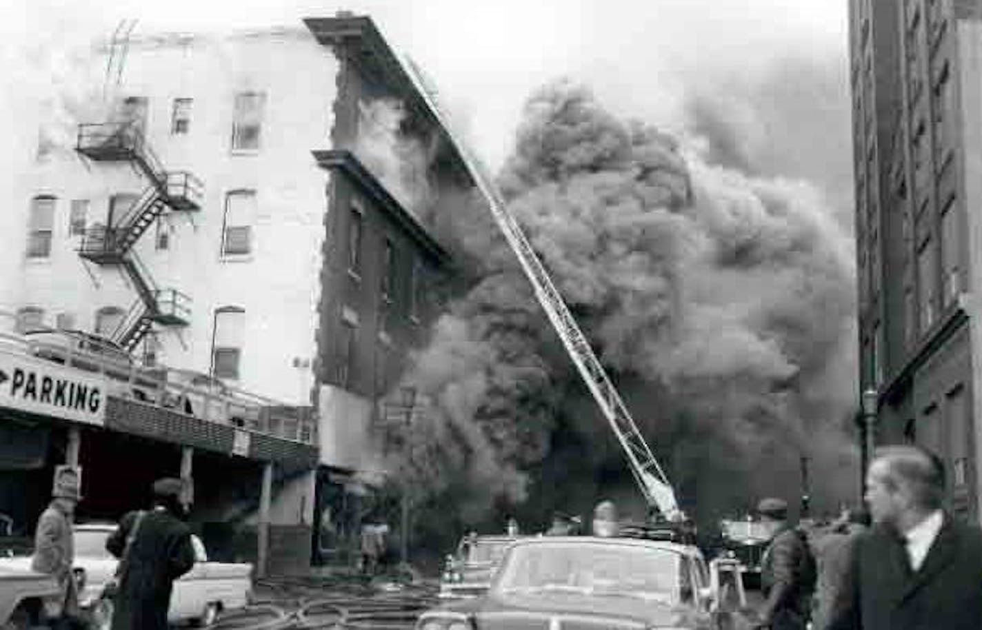 Scene during the Frederic Hotel Fire at 45 East Fifth Street in St. Paul.01/20/1961. (St. Paul Dispatch-Pioneer Press via Minnesota Historical Society)