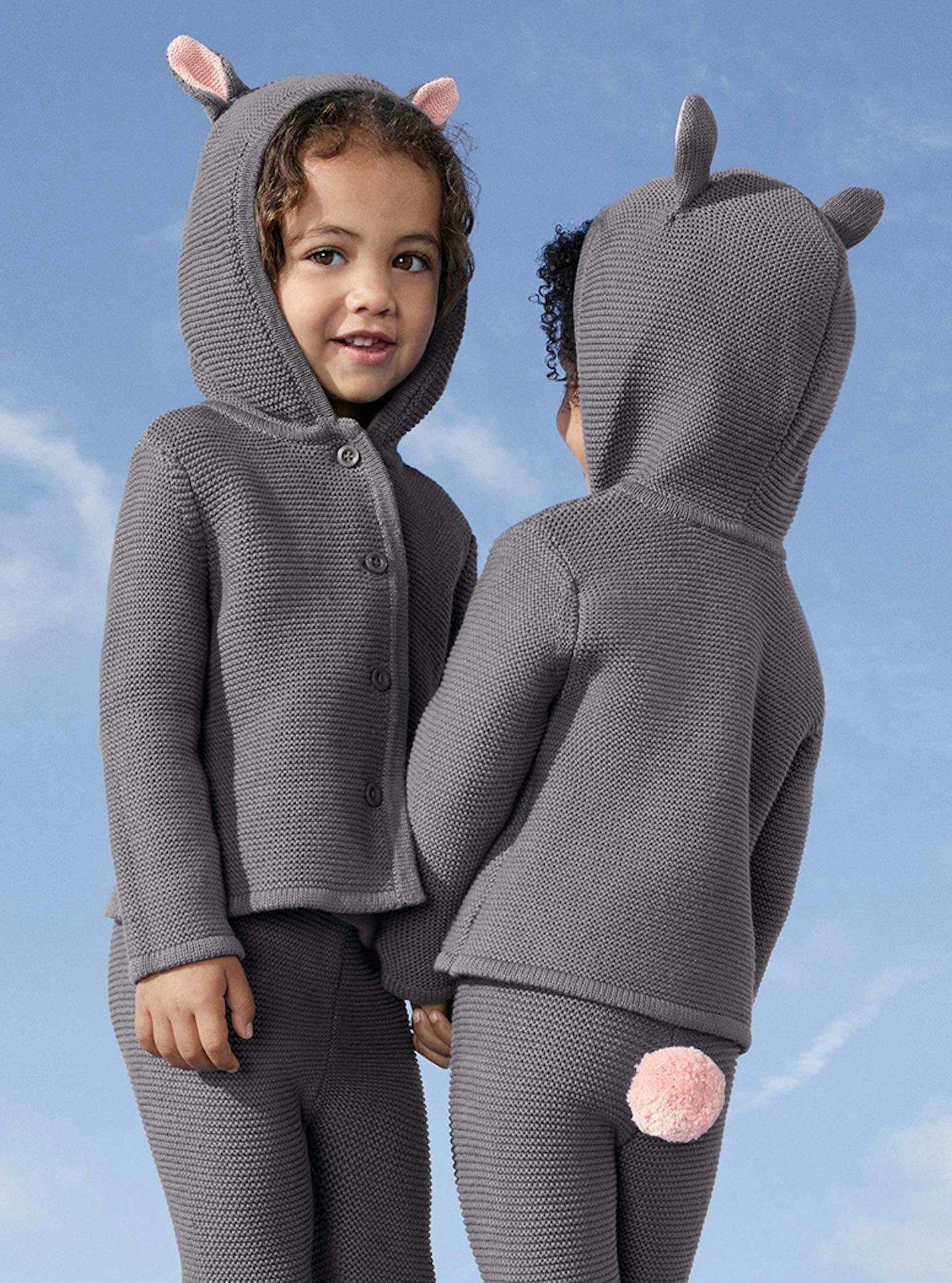 Clever Bunny style
Toddler Girls' Dark Grey Bunny Jacket and Pant Sweater Set
$38.00