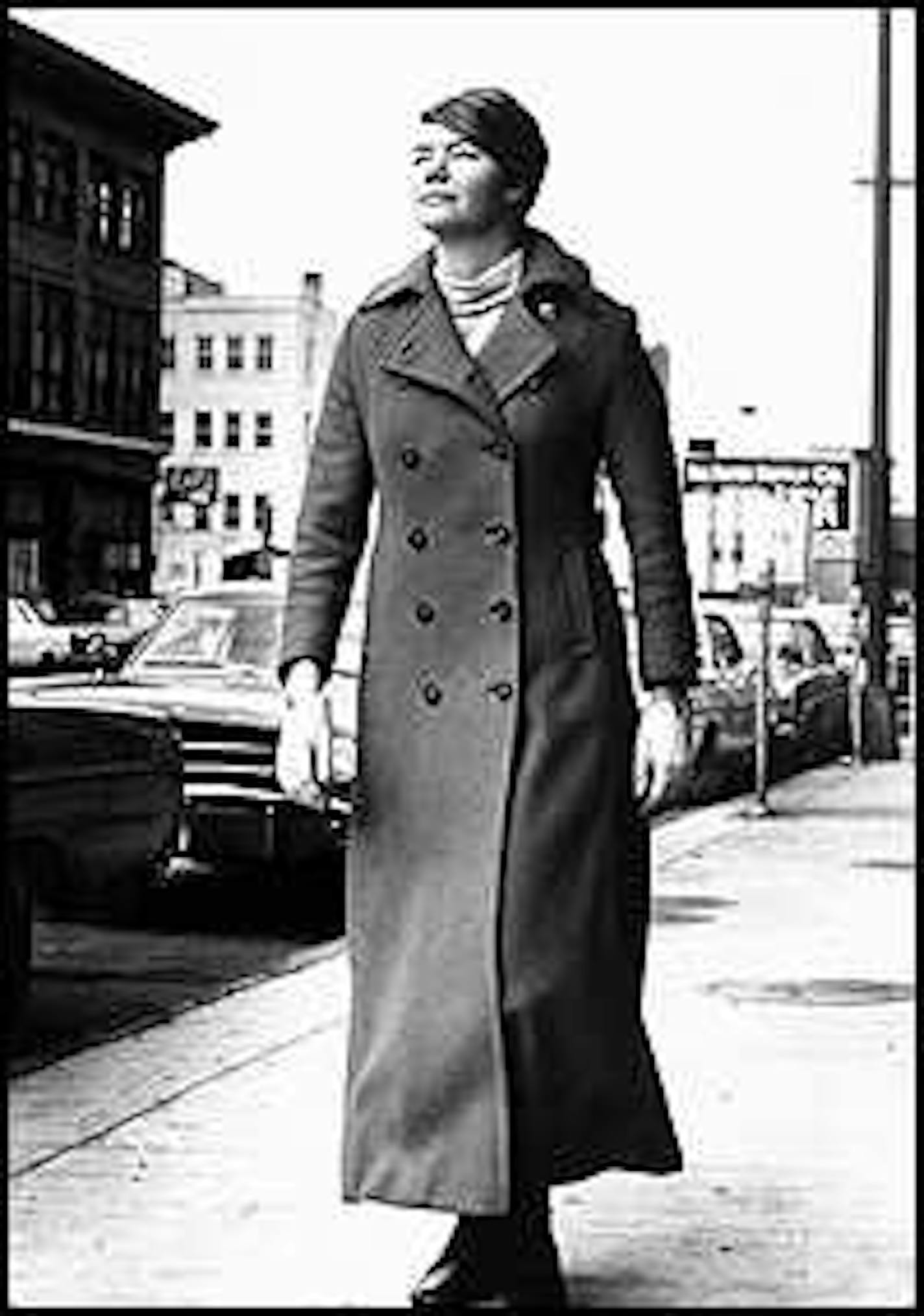 Molly Ivins in downtown Minneapolis, 1969