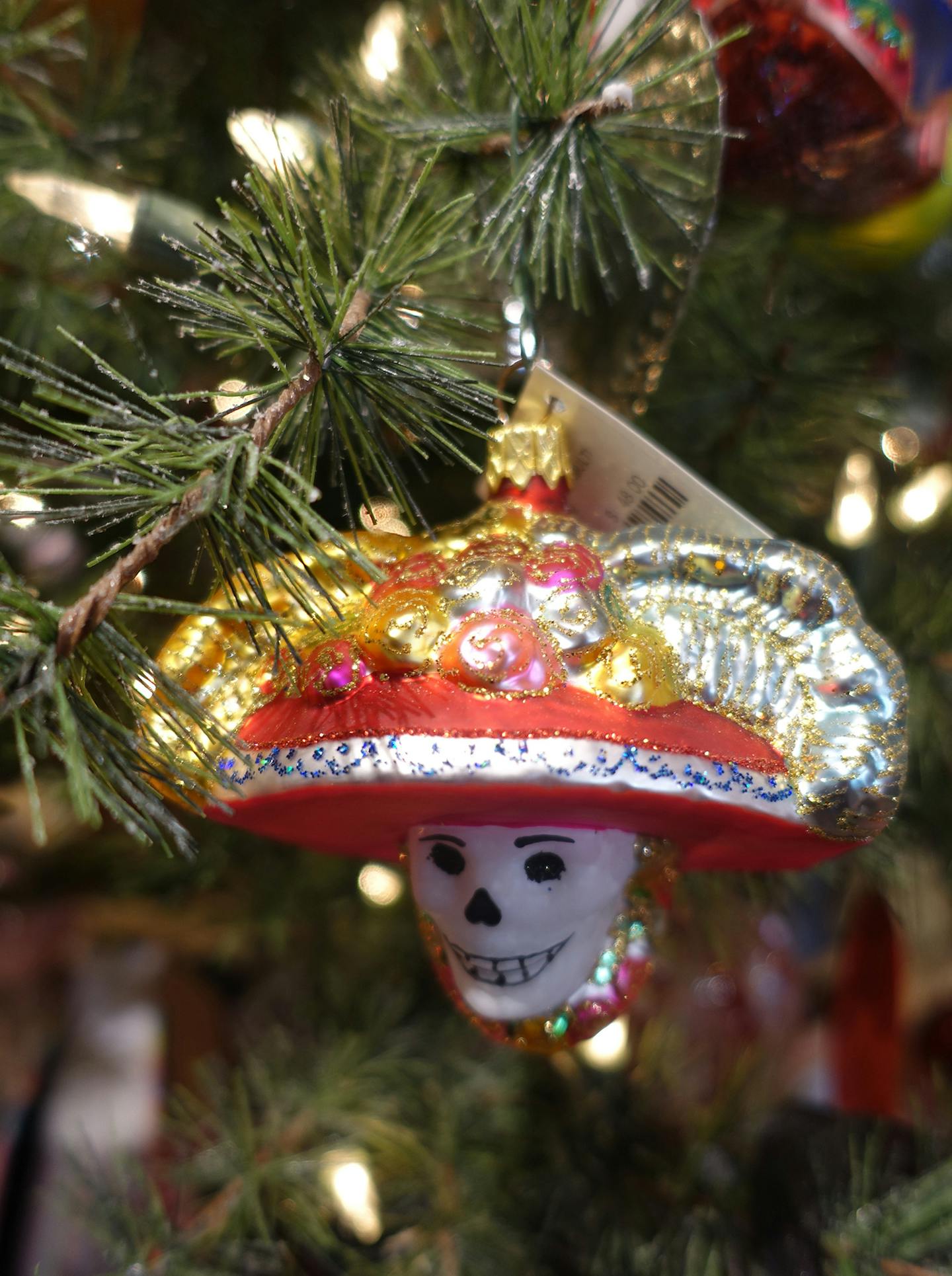 Decorations for the Christmas tree include glass ornaments depicting Day of the Dead and fill shops during holiday time in Santa Fe.
Photo credit: Donna Tabbert Long