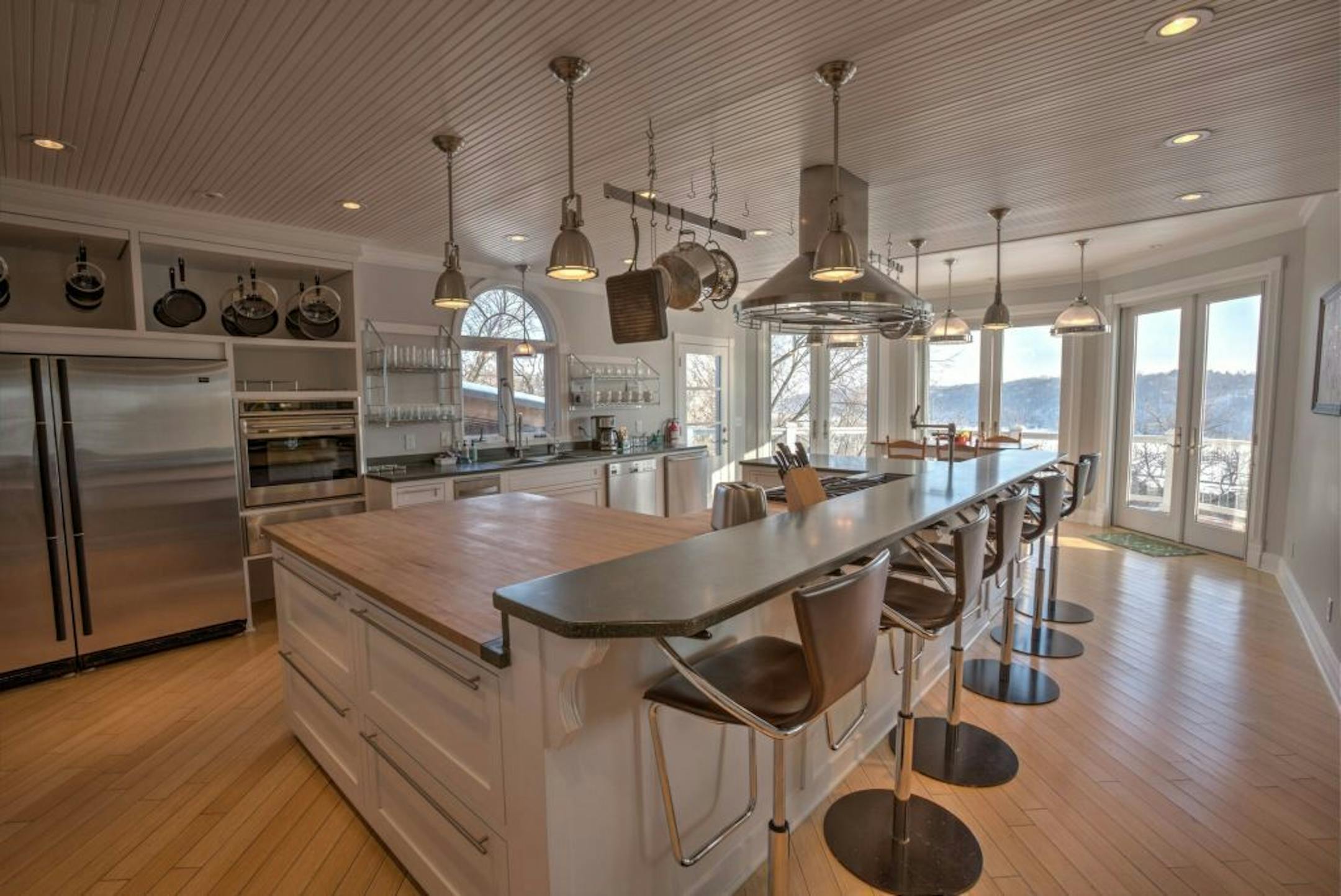 The kitchen was remodeled in 2007.