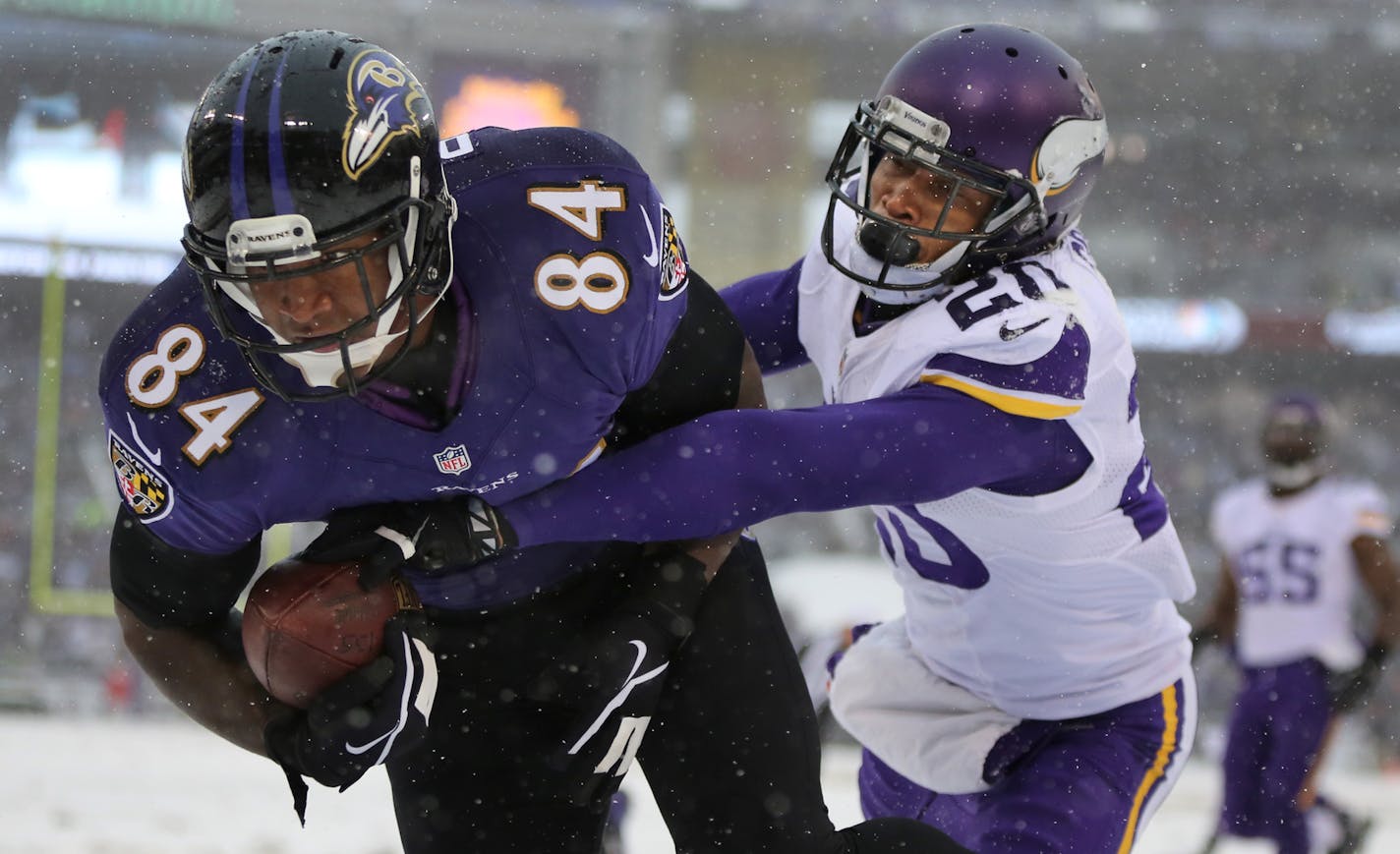 Ravens tight end Ed Dickson caught a 1-yard touchdown pass from quarterback Joe Flacco with coverage by Vikings cornerback Chris Cook in the first quarter. ] MCKENNA EWEN &#xb7; mckenna.ewen@startribune.com Minnesota Vikings and Baltimore Ravens - M&T Bank Stadium in Baltimore, MD. - 12/08/2013