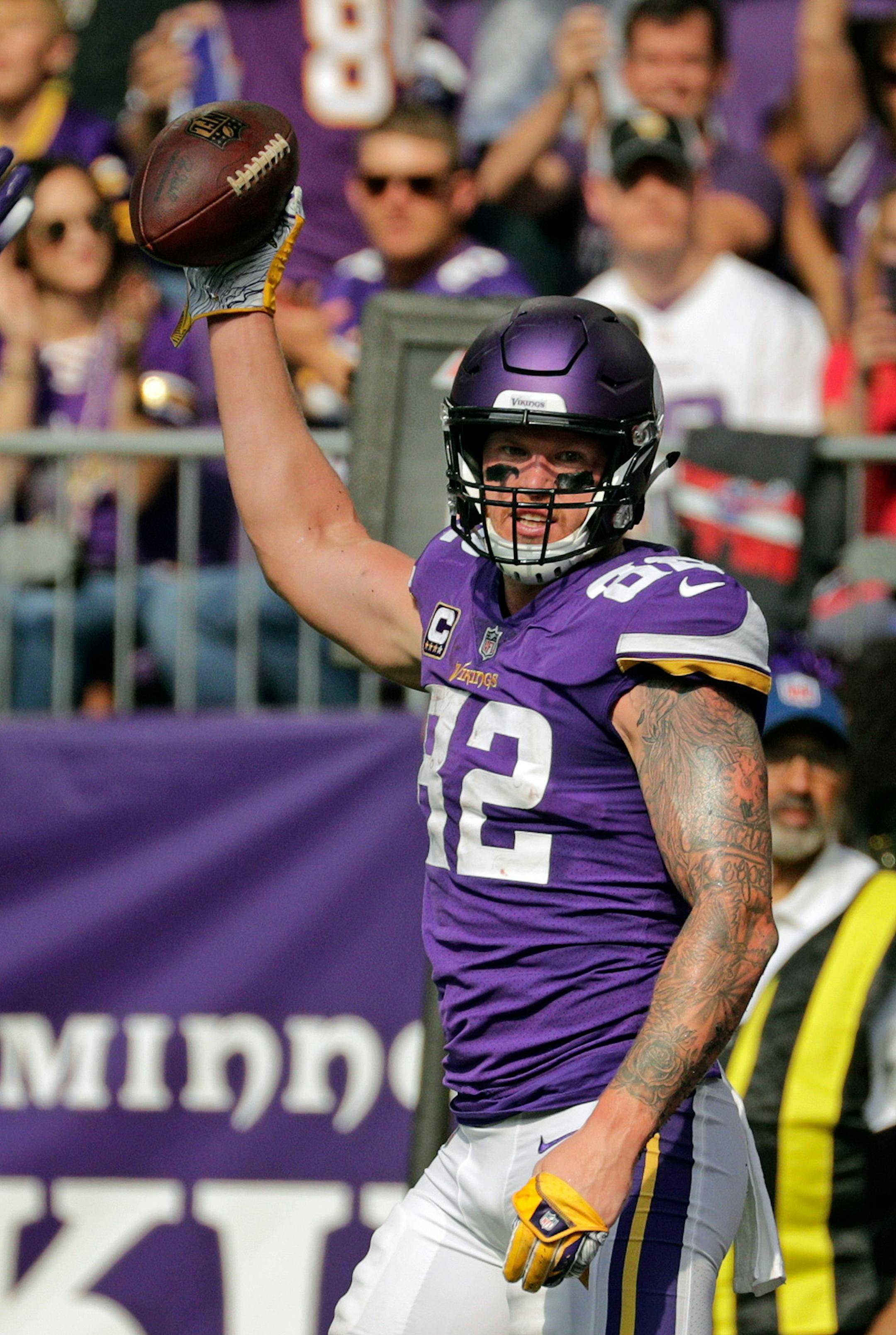 Vikings Kyle Rudolph celebrates his 4th quarter TD. ] Minnesota Vikings -vs- Buffalo Bills, U.S. Bank Stadium.
BRIAN PETERSON ï brian.peterson@startribune.com
Minneapolis, MN 09/23/2018