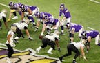Did Vikings overthink offensive line vs. Saints by starting Hill at tackle?