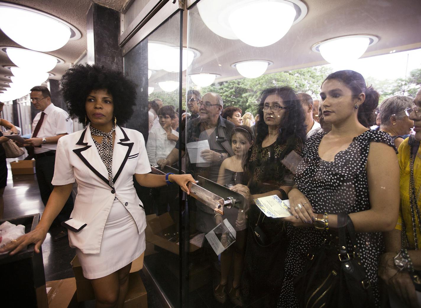 no credit Crowds wait for the doors of the Teatro Nacional to open before Minnesota Orchestra&#x2019;s first concert of two at the Teatro Nacional in Havana, Cuba on Friday, May 15, 2015.