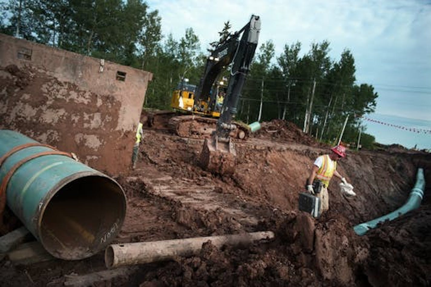 Enbridge is long finished with the short Wisconsin portion of its $2.6 billion Line 3 replacement pipeline. The Minnesota portion still needs regulatory approvals.