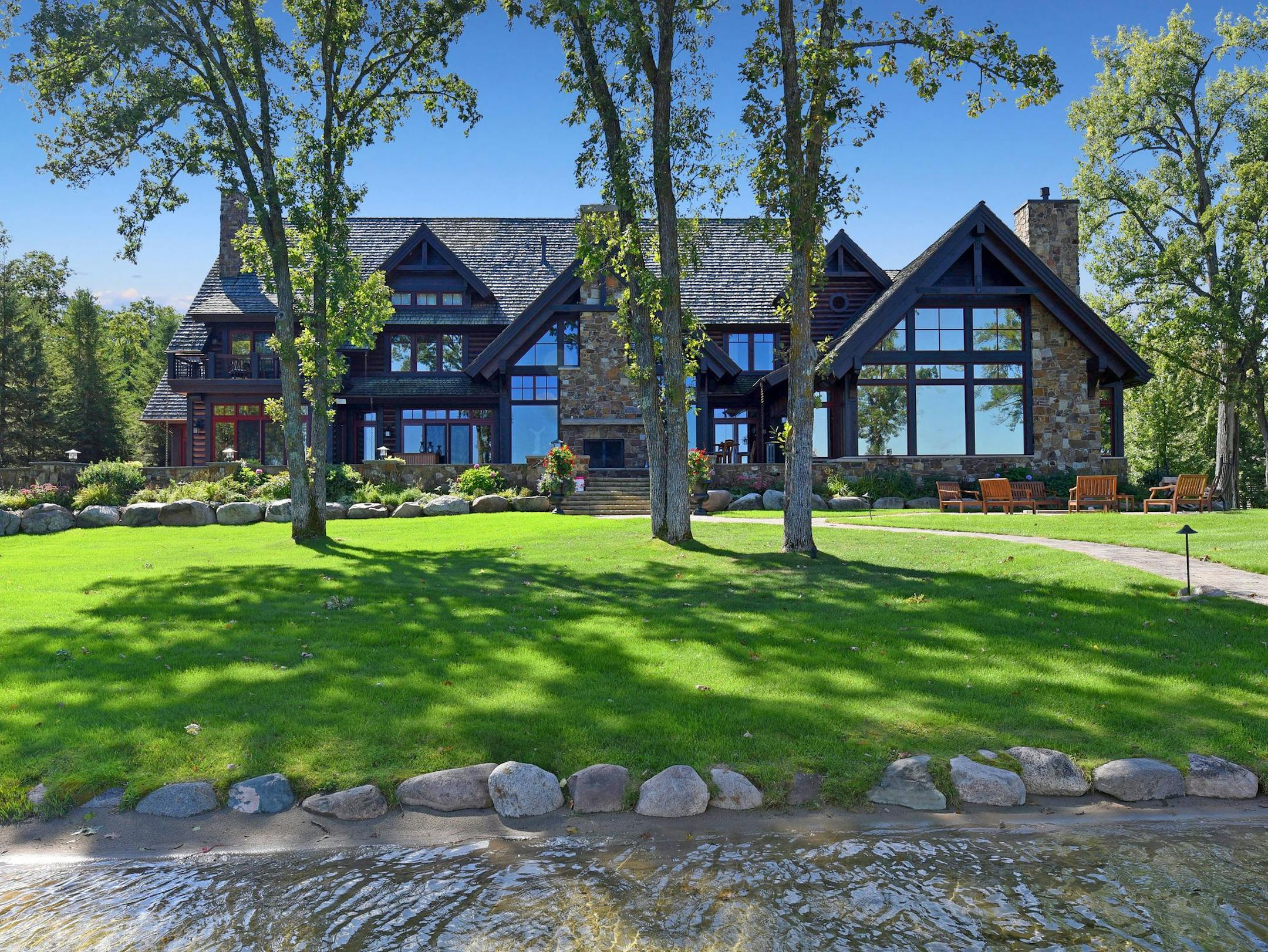 Homegazing - $8.5 million sprawling estate for sale in Crosslake in northern Minn. formerly owned by auto mogul Denny Hecker. Credit Chad Schwendeman