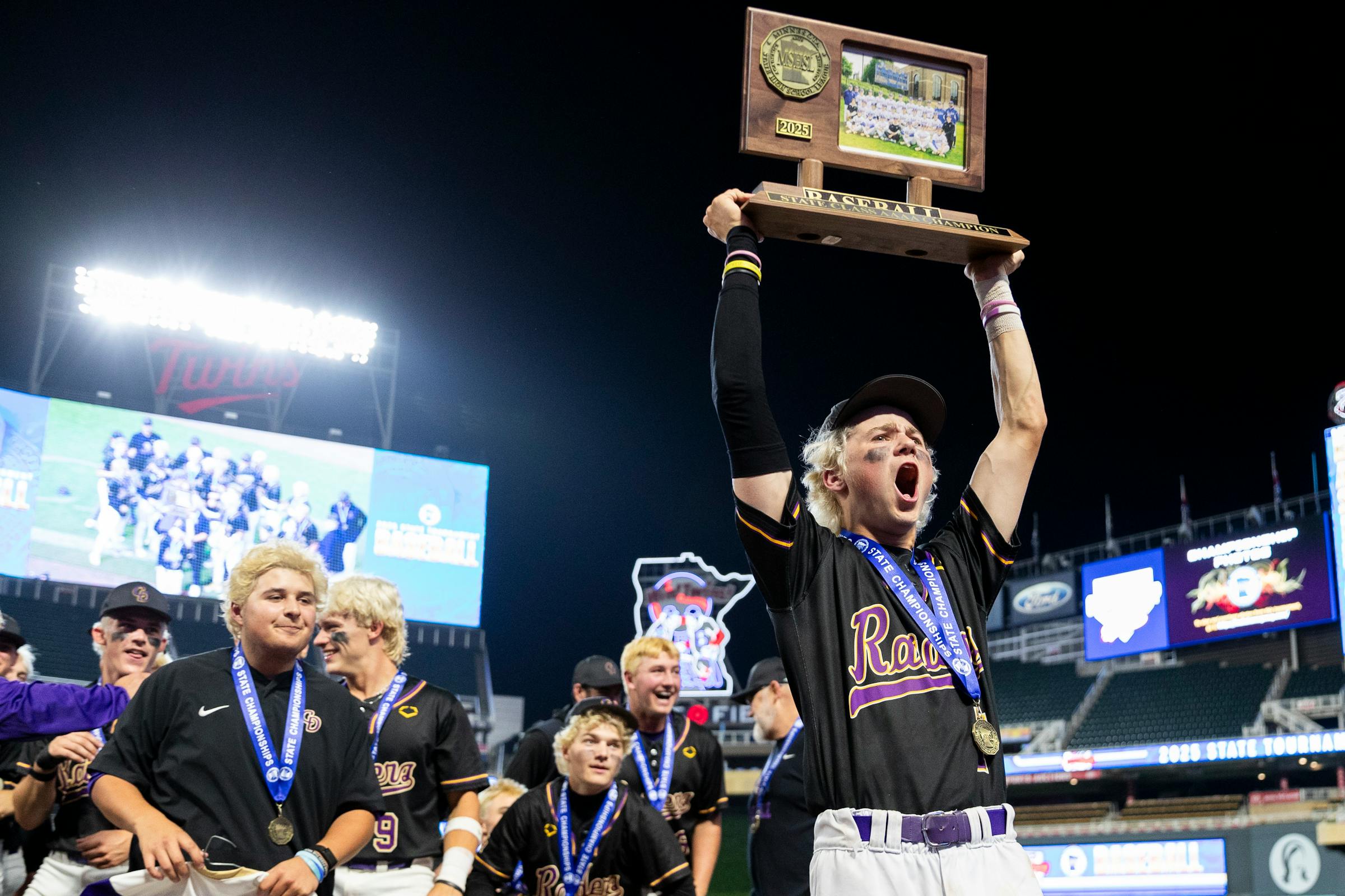 Cretin-Derham Hall defeats Minnetonka 3-2 to claim 4A baseball title