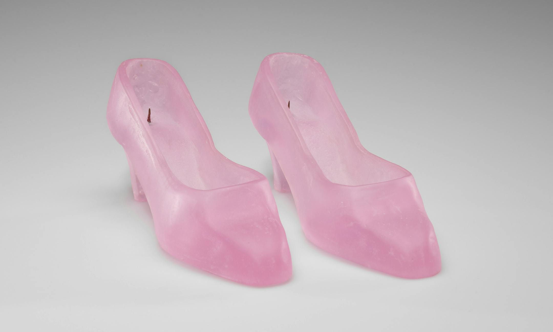 Silvia Levenson, Argentinian, born 1957, Cinderella Shoes, glass, Gift of Daniel Greenberg and Susan Steinhauser, 2012.112.15ba credit: Charles Walbridge ORG XMIT: 115895