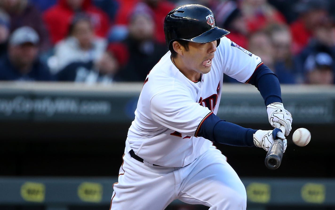 Minnesota Twins Byung Ho Park's at bat during the seventh inning as the Twins took on the Chicago White Sox during the Twins Home opener, Monday, April 11, 2016 in Minneapolis, MN. ] (ELIZABETH FLORES/STAR TRIBUNE) ELIZABETH FLORES &#x2022; eflores@startribune.com