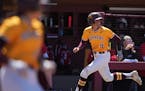 Early in her freshman season one year ago, Gophers shortstop Jess Oakland struggled to live up to her lofty goals. After rebuilding her self-confidenc