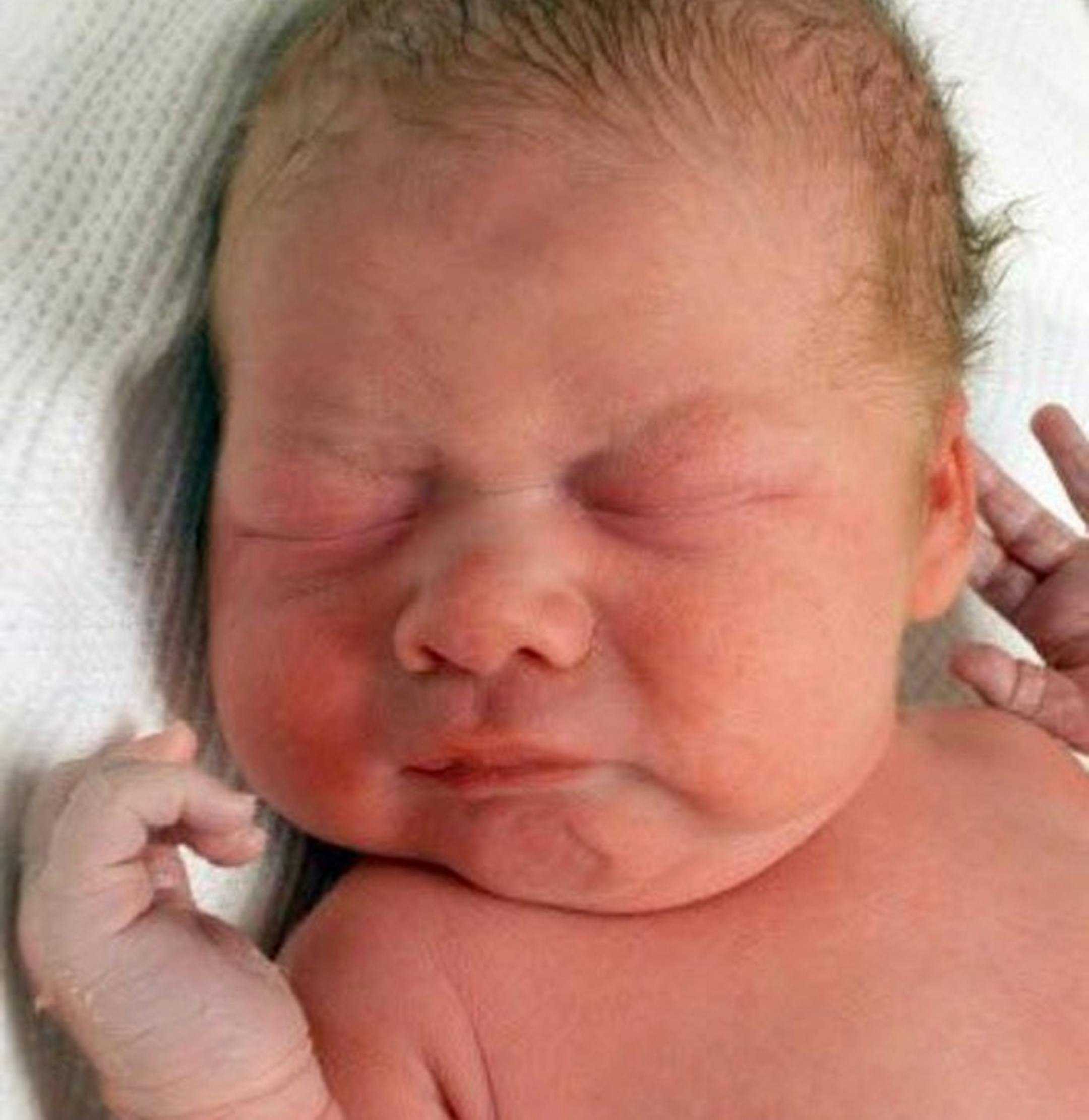 By all appearances, Colton Hidde seemed healthy following his birth in New London, Conn., Oct. 2, 2012. (Courtesy Hidde family via Milwaukee Journal Sentinel/MCT)