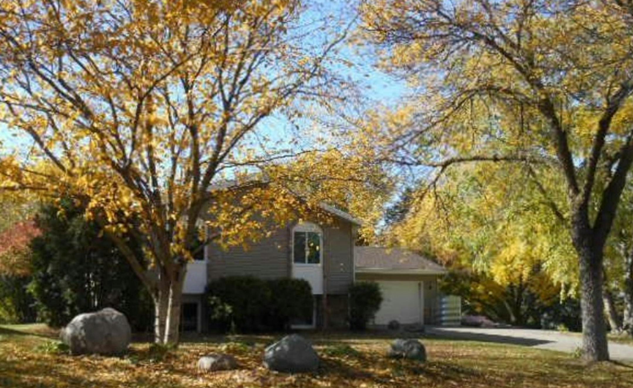 ... Plymouth
Built in 1975, thiis four-bedroom, three-bath house has 2,520 finished square feet and features three bedrooms on one level, fireplace, full finished walkout basement, patio, deck and inground pool. Listed by George Farkas, Re/Max Results, 651-415-3231.