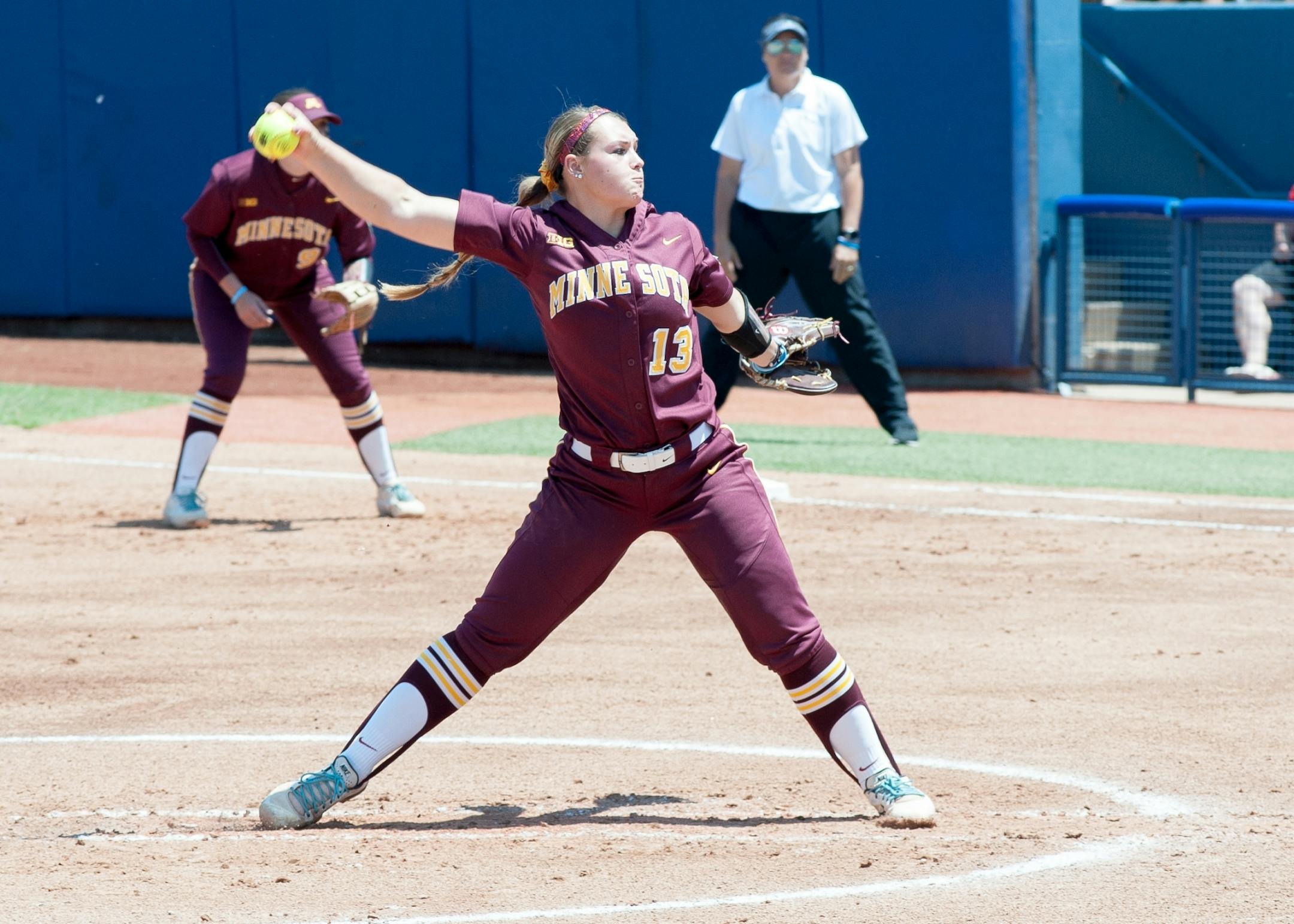 Amber Fiser against UCLA at the 2019 Women's College World Series at the Softball Hall of Fame in Oklahoma City