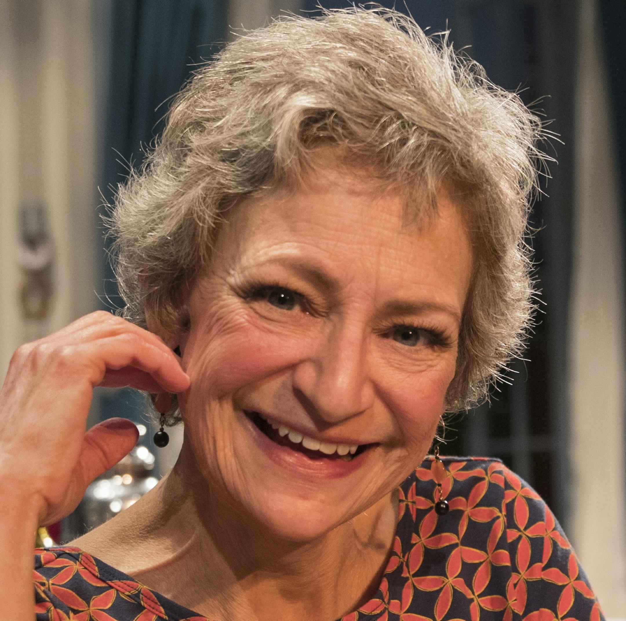 SALLY WINGERT IS RETURNING TO "BLITHE SPIRIT" AT THE GUTHRIE, 20 YEARS AFTER SHE LAST DID IT THERE. INSTEAD OF PLAYING THE YOUNG WIFE, THIS TIME SHE'S "ELDERLY" MADAME ARCATI. ] BRIAN PETERSON • brian.peterson@startribune.com
Minneapolis, MN 12/15/2017