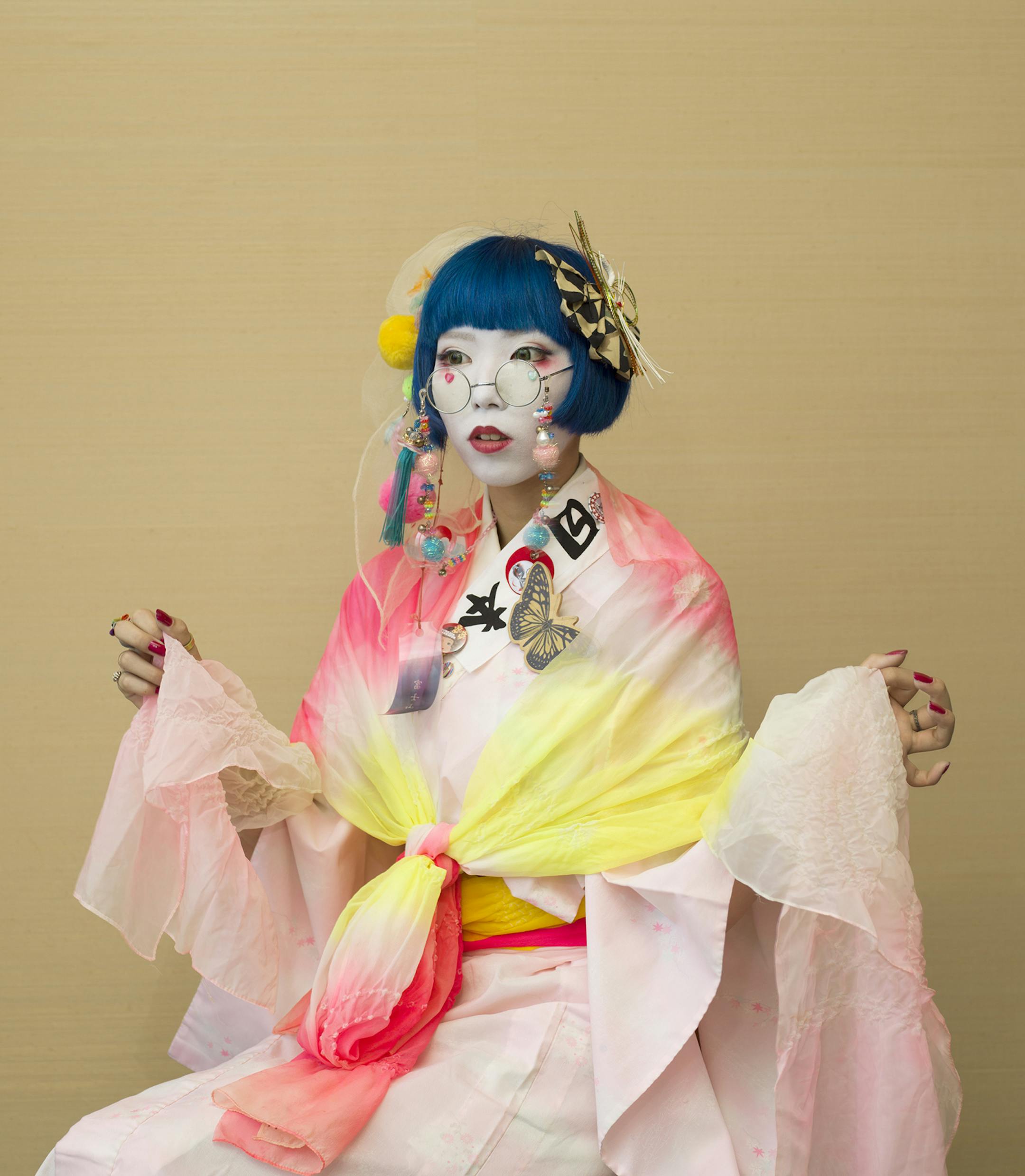 Alec Soth
Sari, Park Hyatt, Tokyo, 2015
Archival pigment print
44 x 36 inches
Image courtesy Weinstein Gallery