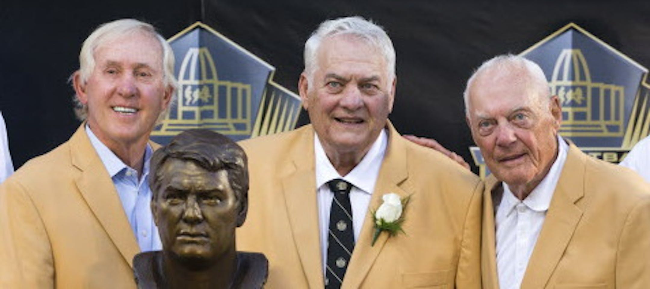 Former Vikings center Mick Tingelhoff was inducted into the NFL Hall of Fame Saturday night in Canton Ohio. Presenter former Quarterback Fran Tarkenton (left) and former vikings coach Bud Grant (right).] Tingelhoff played from 1962-78 and was All-Pro five times. He played in six Pro Bowls and never missed a game for the 17 seasons he played. Tingelhoff was eligible in 1984 and waited 31 years for his enshrinement Saturday night in Canton. ] The 2015 NFL Hall of Fame Class of 2015 Enshrinees - Je