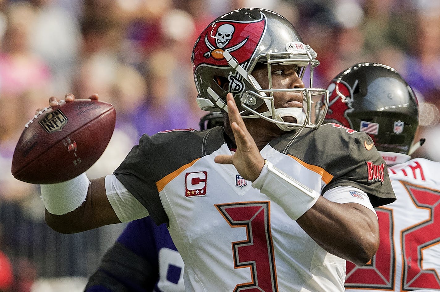 Tampa Bay quarterback Jameis Winston (3) attempted a pass in the first quarter.