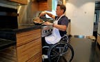 Master Chef Latino John Pardo of Miami prepares a pasta dish in his home kitchen in Coconut Grove. (Susan Stocker/South Florida Sun Sentinel/TNS) ORG 