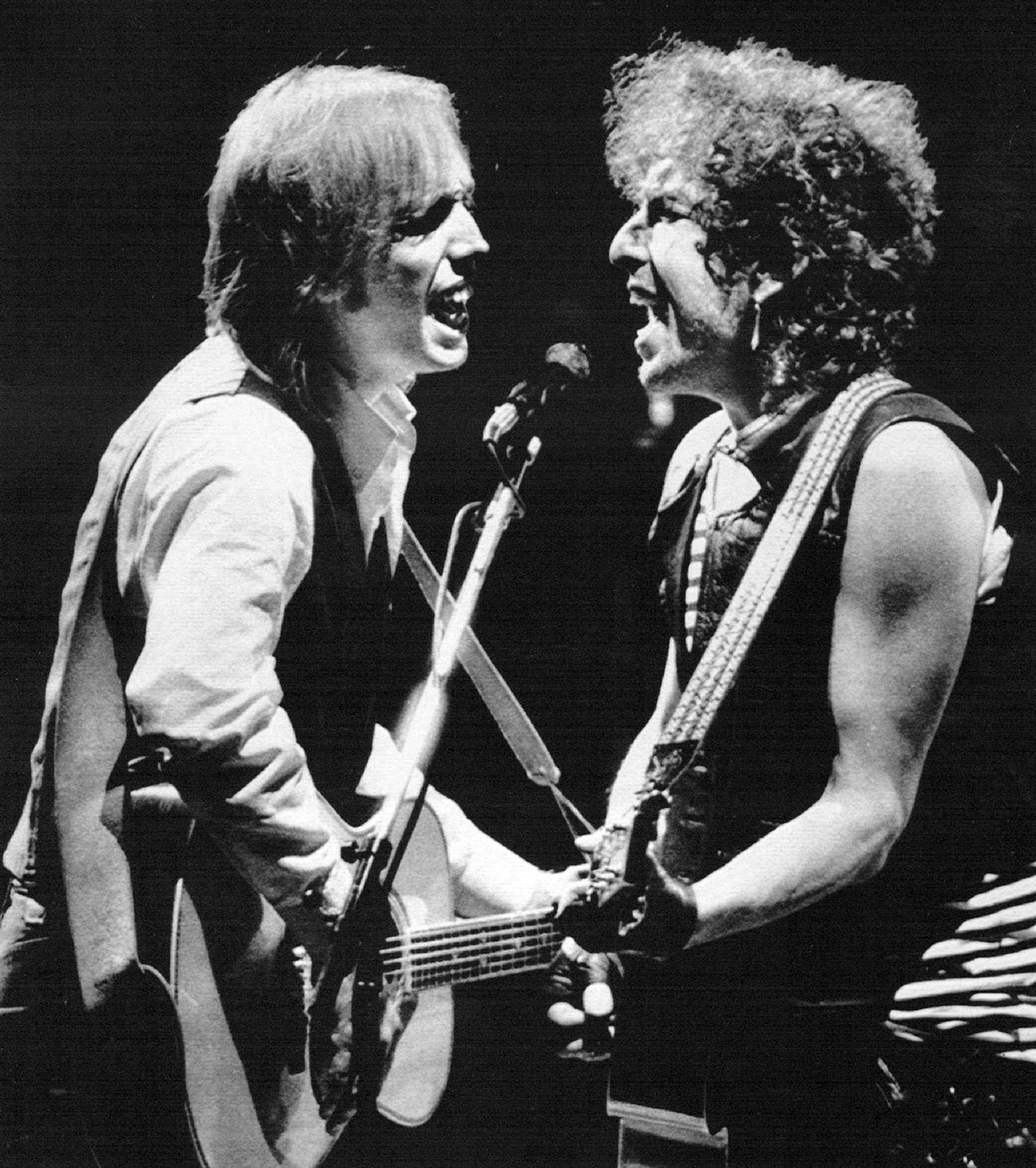 June 22,1986 Bruce Bisbing .. Tom Petty (it) and Bob Dylan in concert at the Greek theater in Berkeley, California June 13,1986.